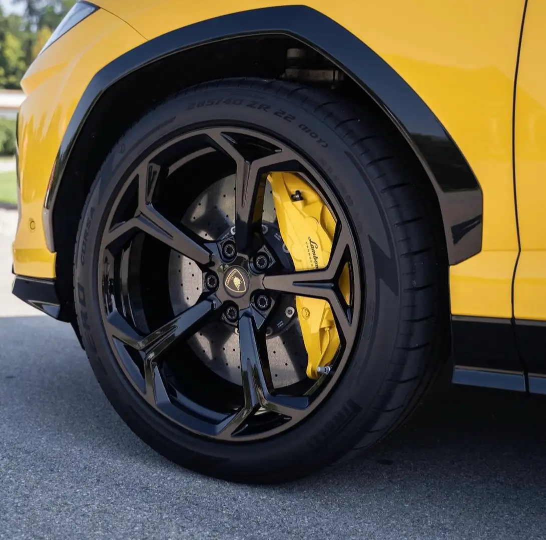 Lamborghini Urus 4.0 V8 auto Total Carbon*Tetto*CarbonCeramica*Full Yellow - 2