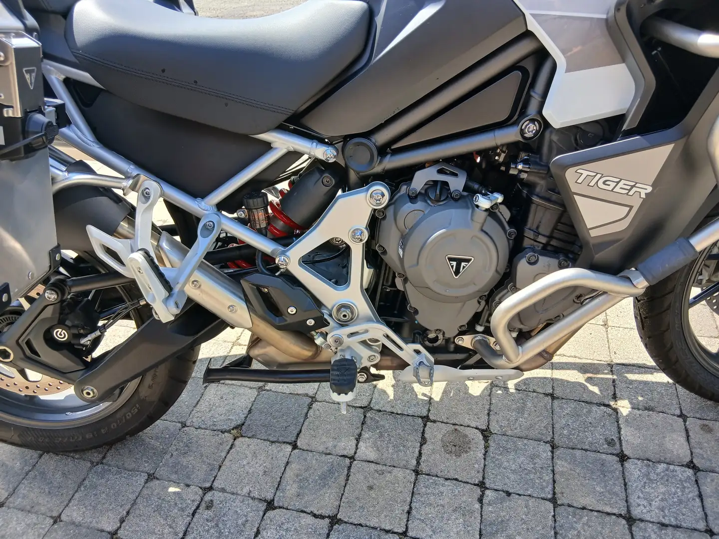 Triumph Tiger Explorer Fehér - 2