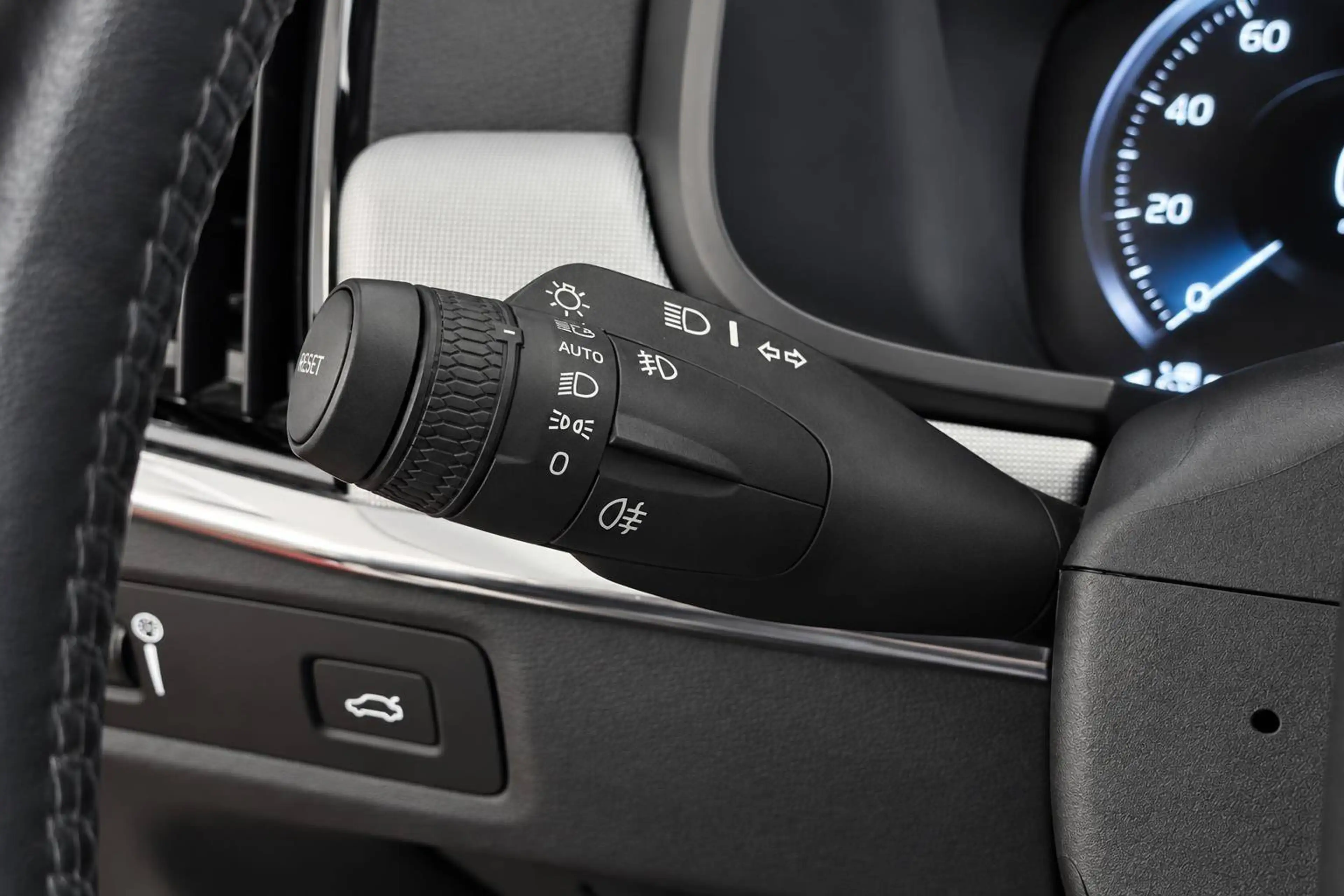 Volvo V90 V90*NAVI*DAB*Sitzheizung V+H* — photo 15