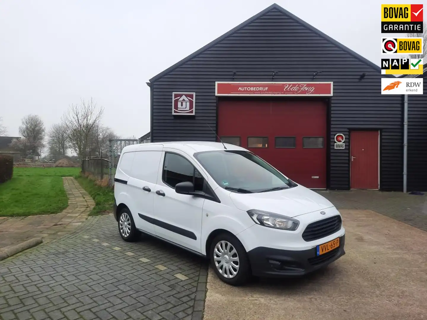 Ford Transit Courier 1.0 Economy Edition Wit - 1
