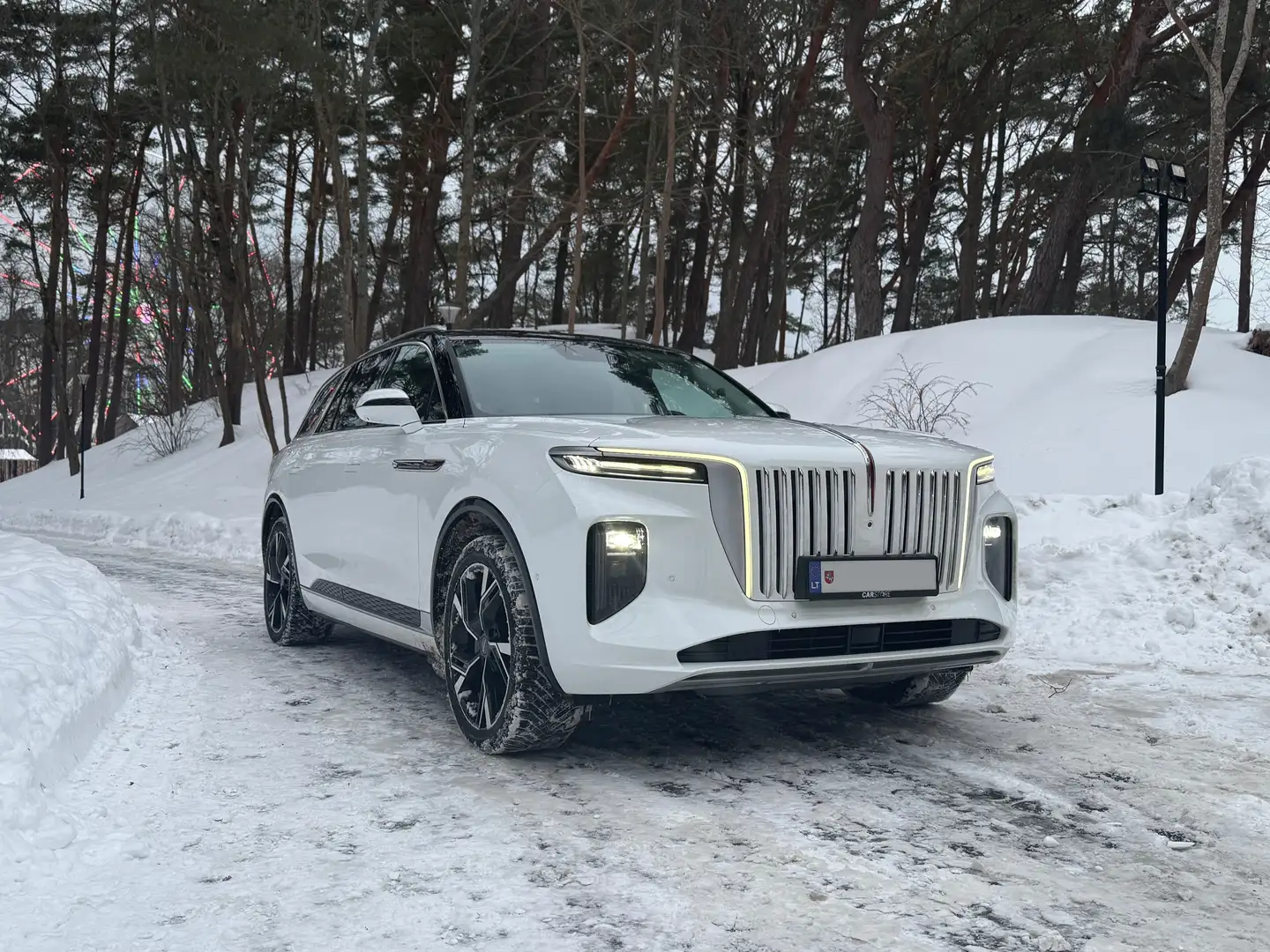 Hongqi E-HS9 99kWh Premium|Matrix|7Seater|360°|PANO|KEYL|DIST Weiß - 1