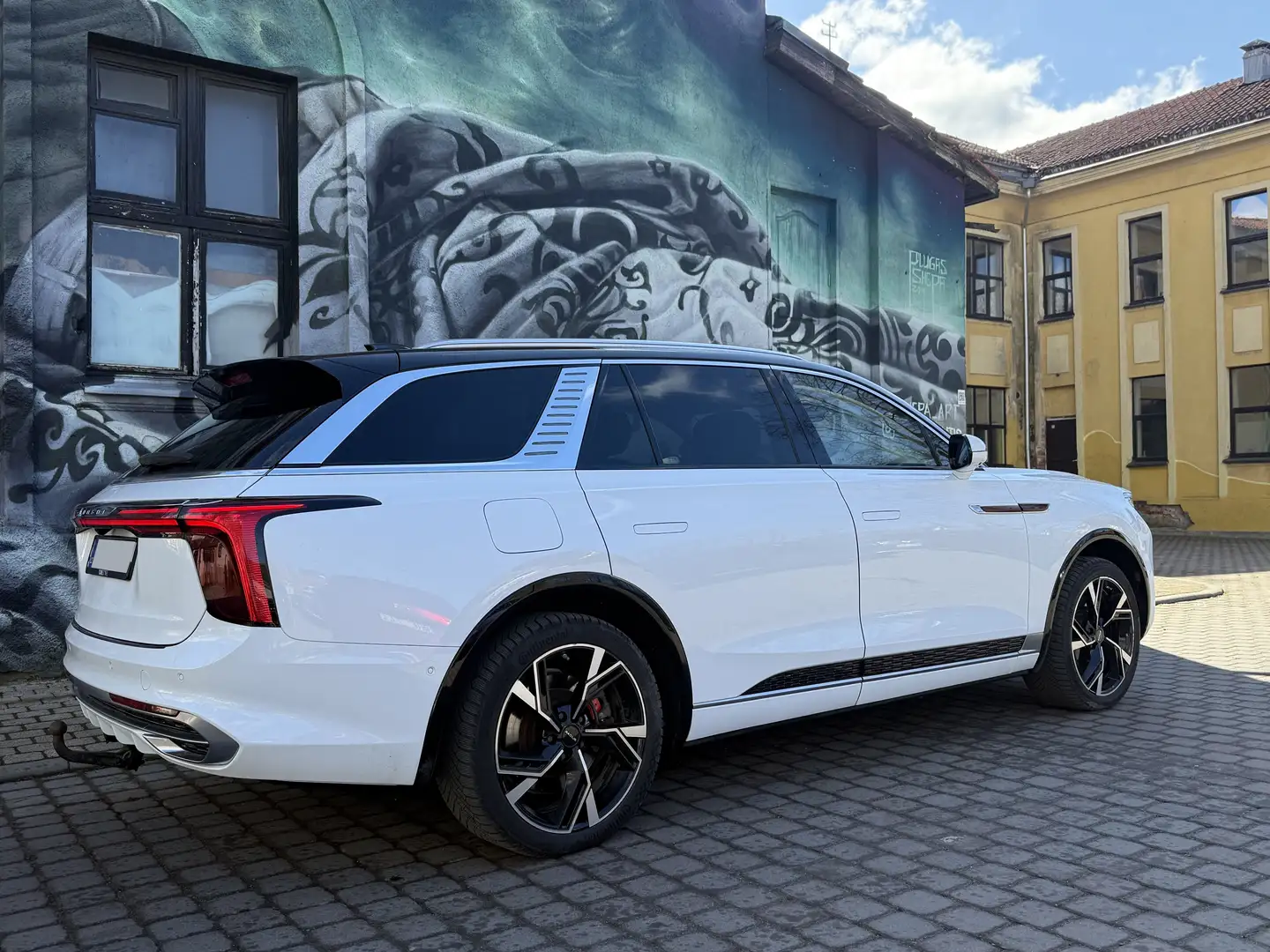 Hongqi E-HS9 Premium 99kWh|Matrix|7Seater|360°|PANO|KEYL|DIST Weiß - 2