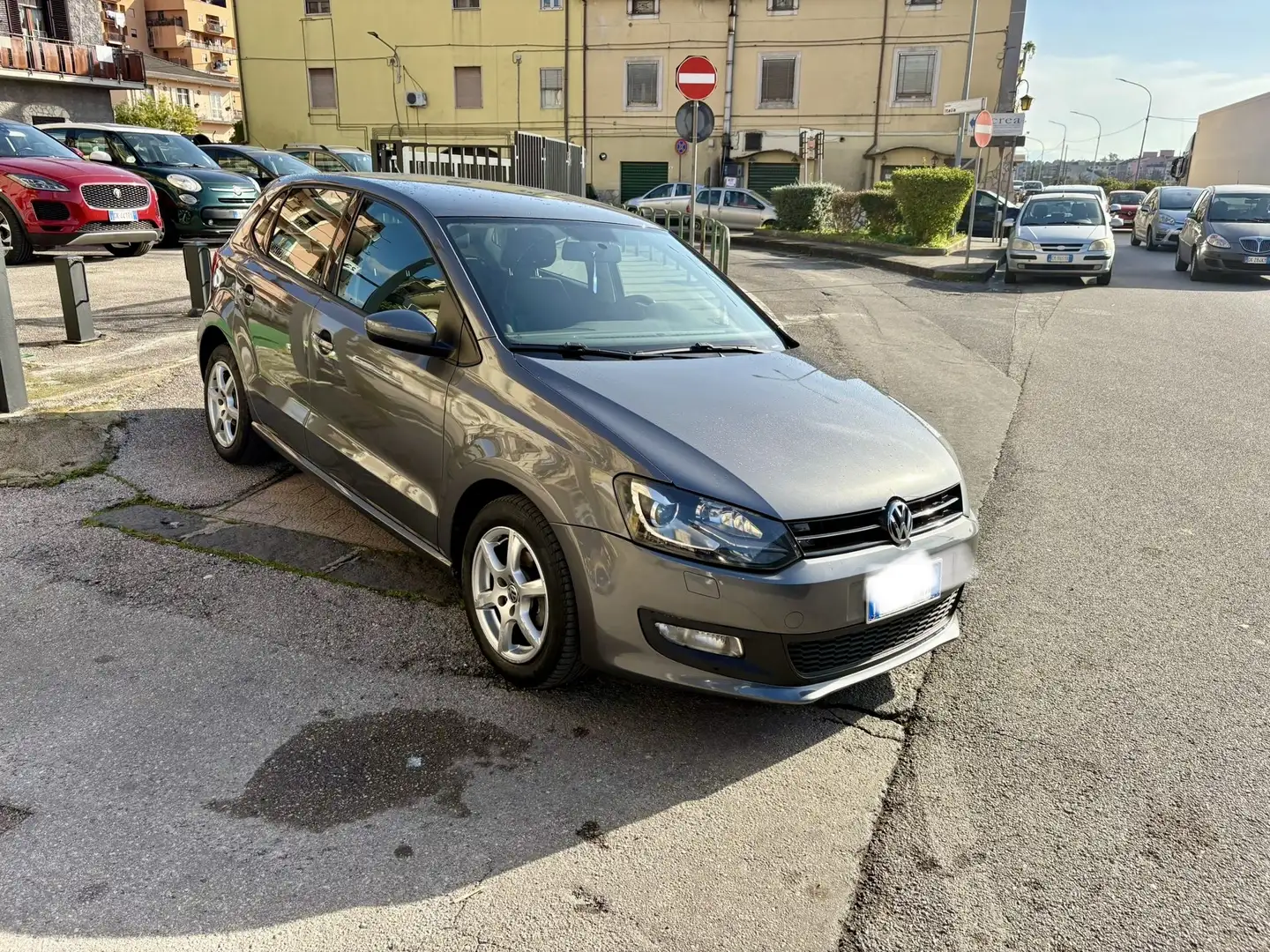 Volkswagen Polo Polo V 2009 5p 1.2 tdi Tech Grau - 2