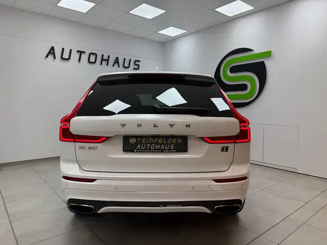Volvo XC60 view 6