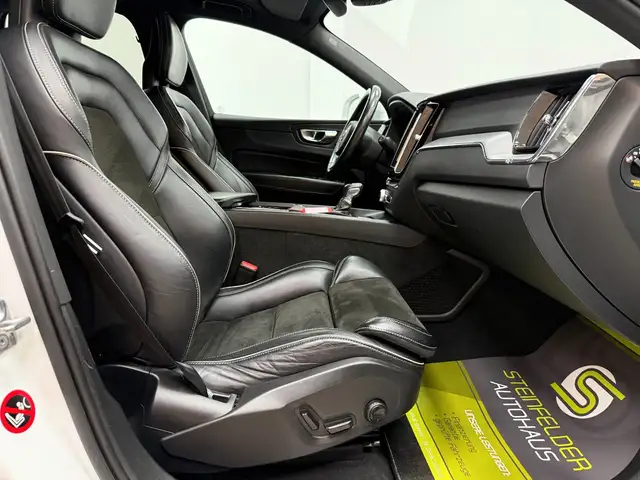 Volvo XC60 view 13