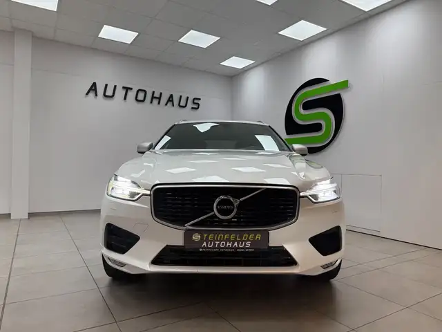 Volvo XC60 view 2