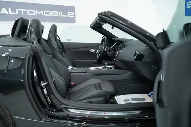 BMW Z4 sDrive 30 i Aut. // M-SPORTPAKET // Ansicht 17