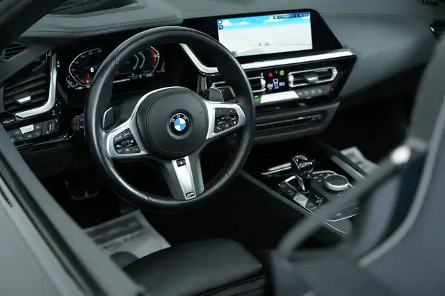 BMW Z4 sDrive 30 i Aut. // M-SPORTPAKET // Ansicht 12