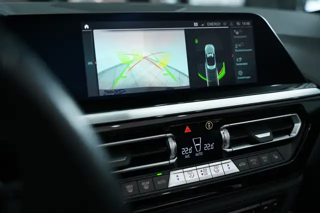 BMW Z4 sDrive 30 i Aut. // M-SPORTPAKET // Ansicht 18