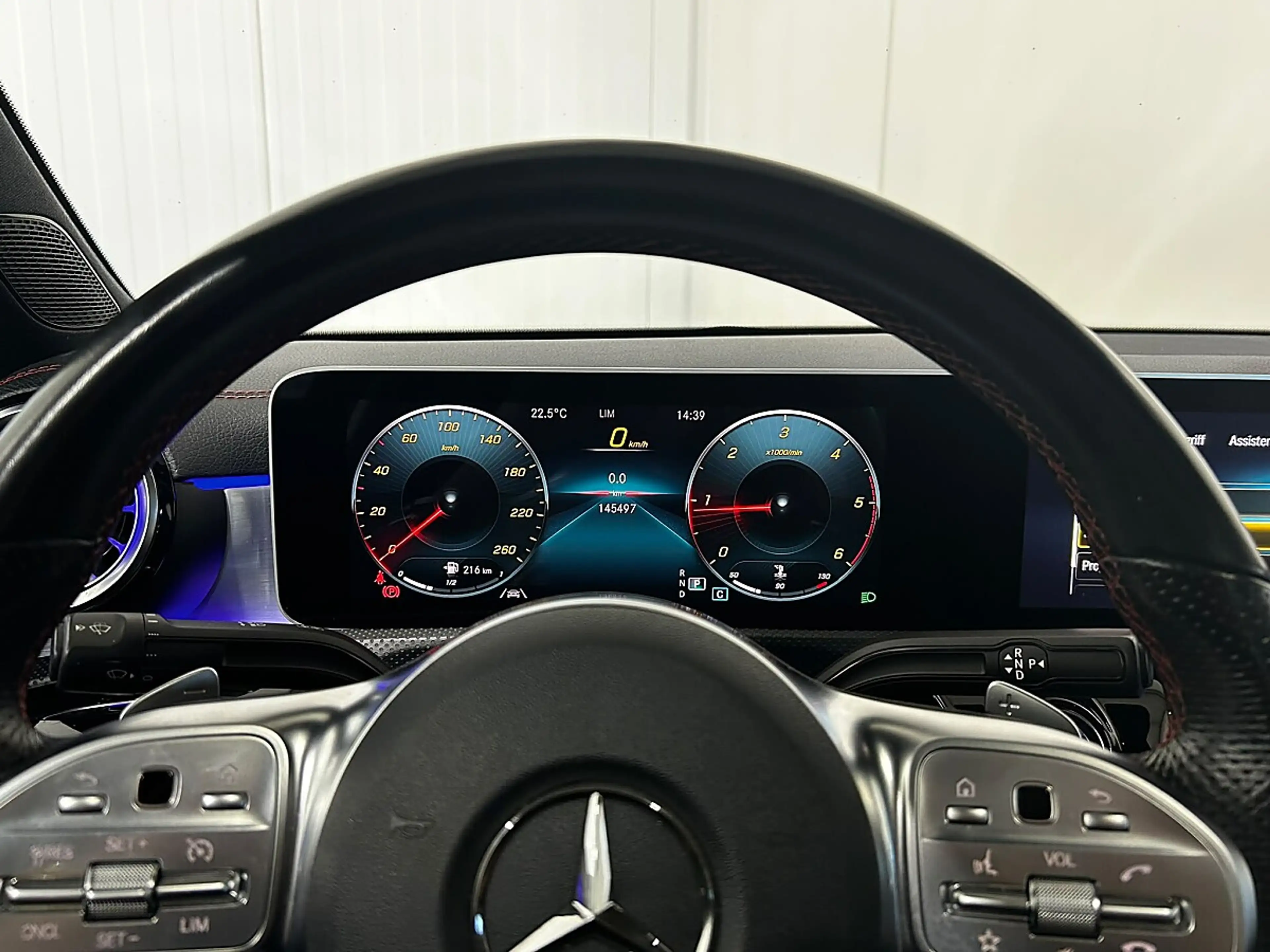 Mercedes-Benz CLA 180 d Aut.//AMG-Paket//PANO//AMBIENTE//SITZHEIZUNG — photo 12