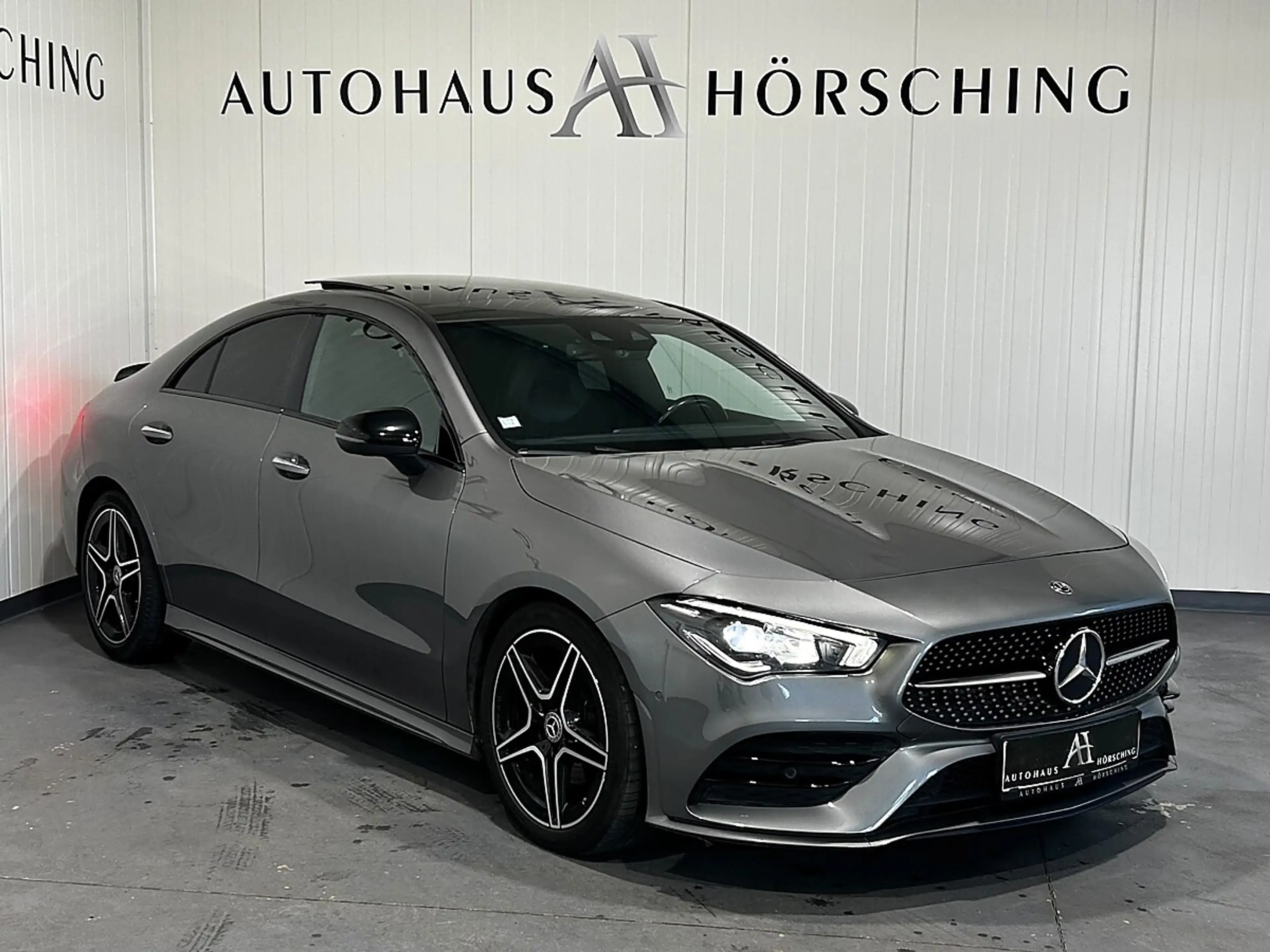 Mercedes-Benz CLA 180 d Aut.//AMG-Paket//PANO//AMBIENTE//SITZHEIZUNG