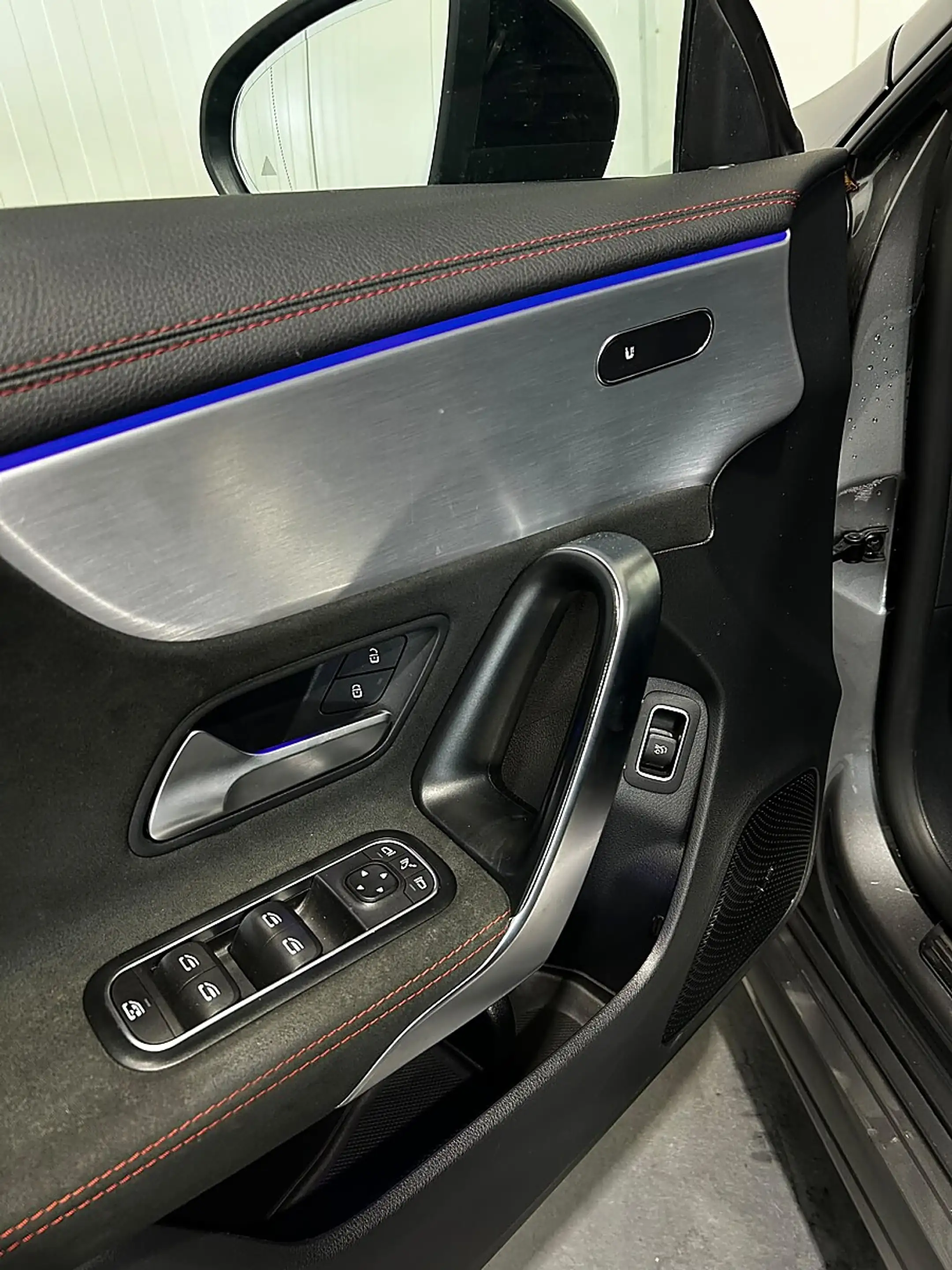 Mercedes-Benz CLA 180 d Aut.//AMG-Paket//PANO//AMBIENTE//SITZHEIZUNG — photo 15