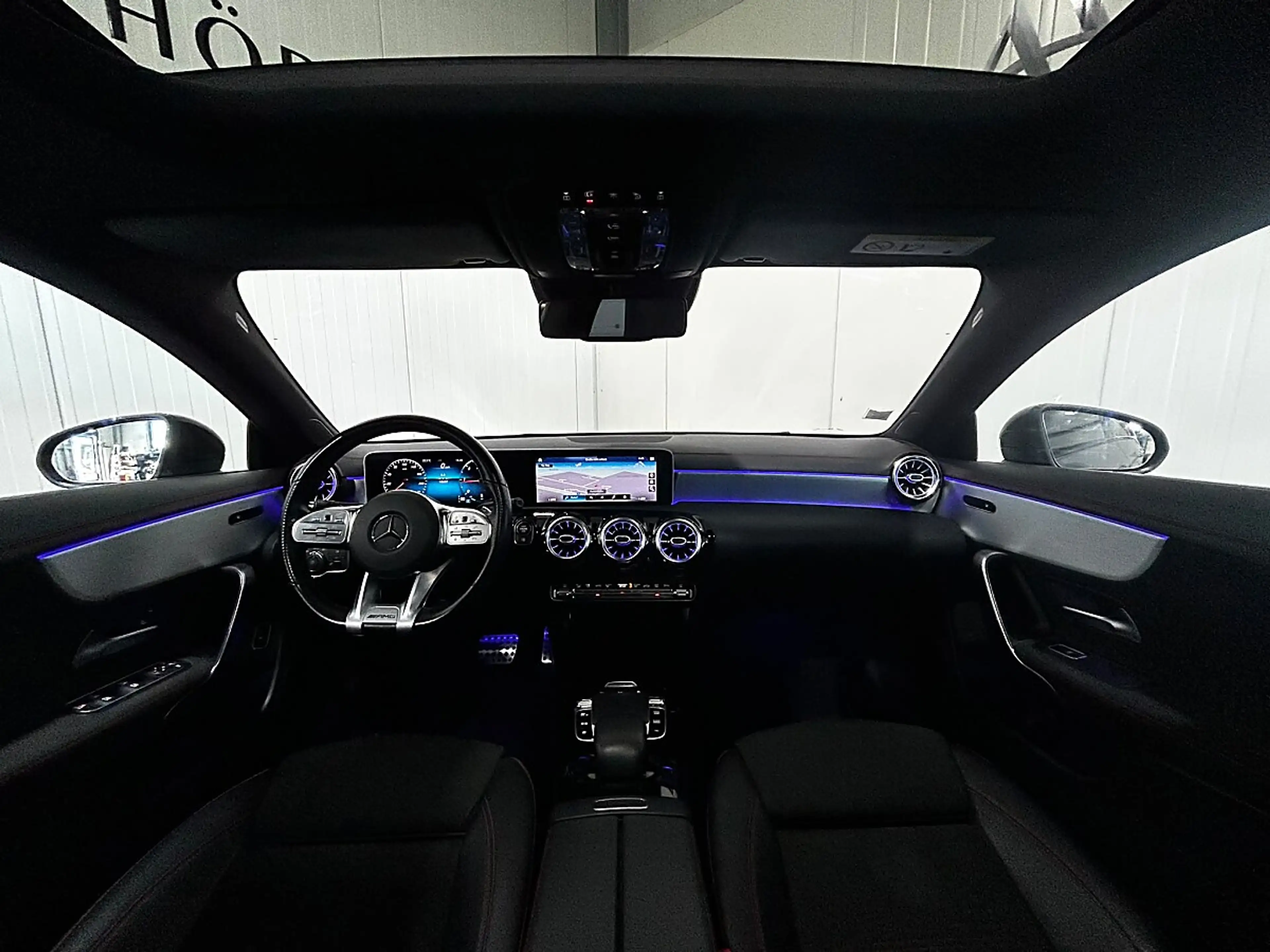 Mercedes-Benz CLA 180 d Aut.//AMG-Paket//PANO//AMBIENTE//SITZHEIZUNG — photo 8