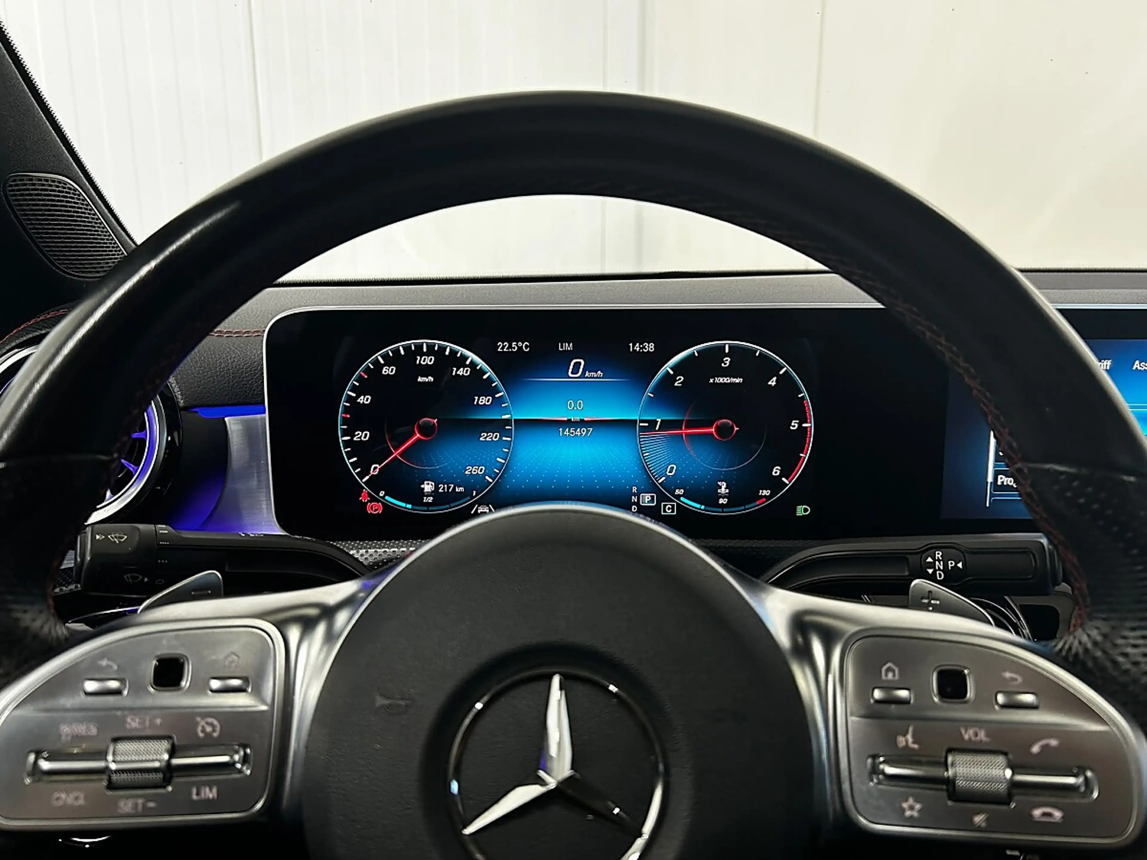 Mercedes-Benz CLA 180 d Aut.//AMG-Paket//PANO//AMBIENTE//SITZHEIZUNG — photo 13