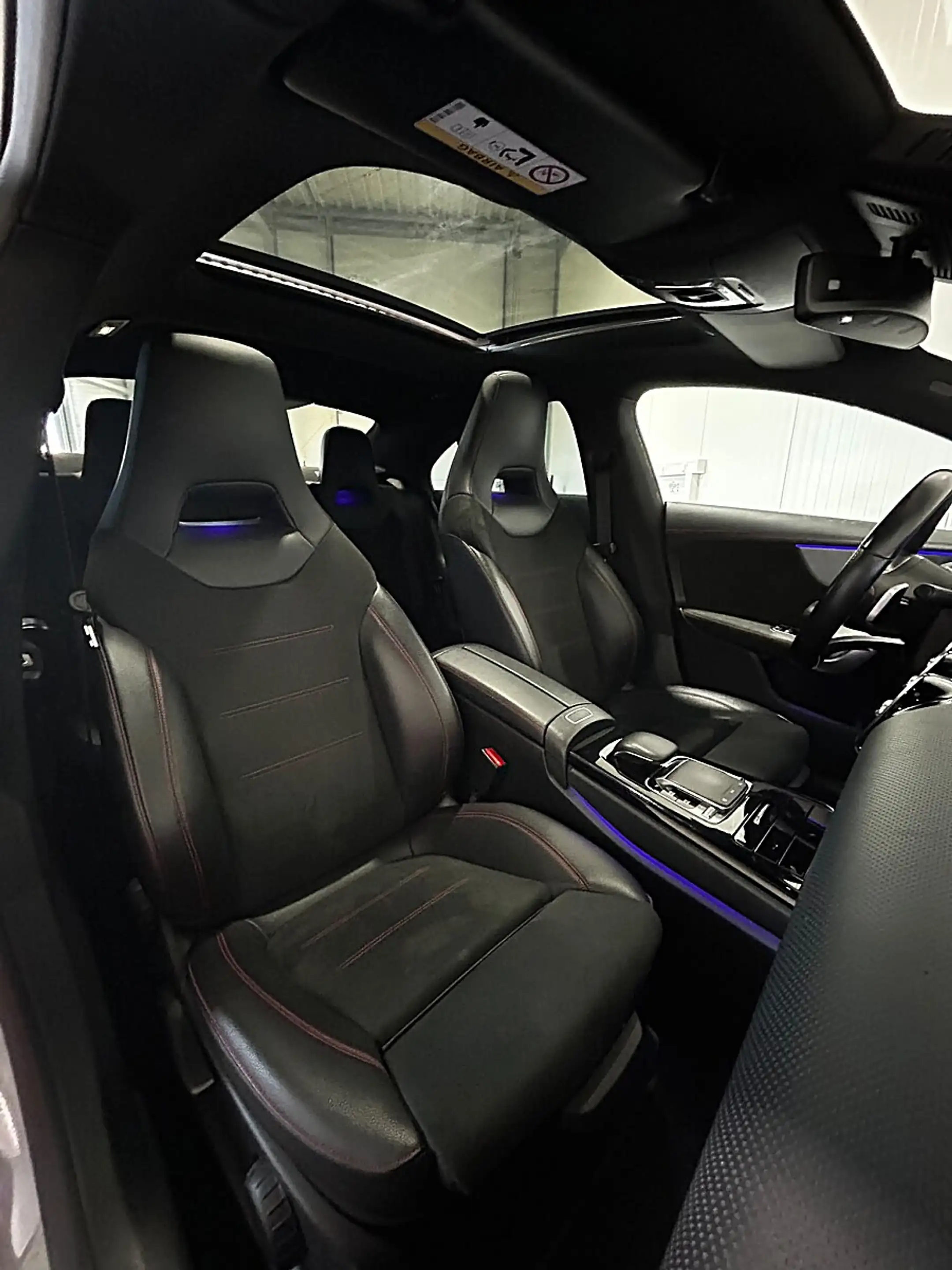 Mercedes-Benz CLA 180 d Aut.//AMG-Paket//PANO//AMBIENTE//SITZHEIZUNG — photo 14