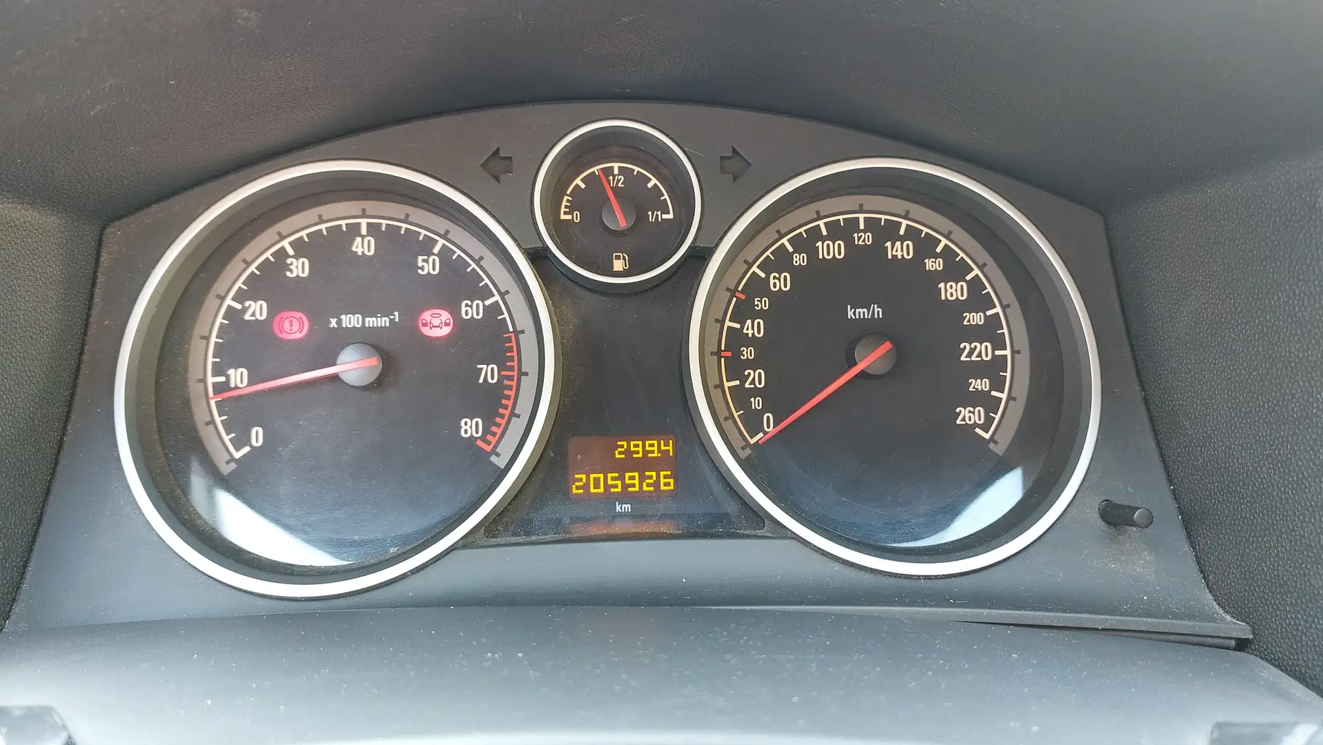 Opel Astra Astra Fließheck  5-Türer 1.6 Silber - 2
