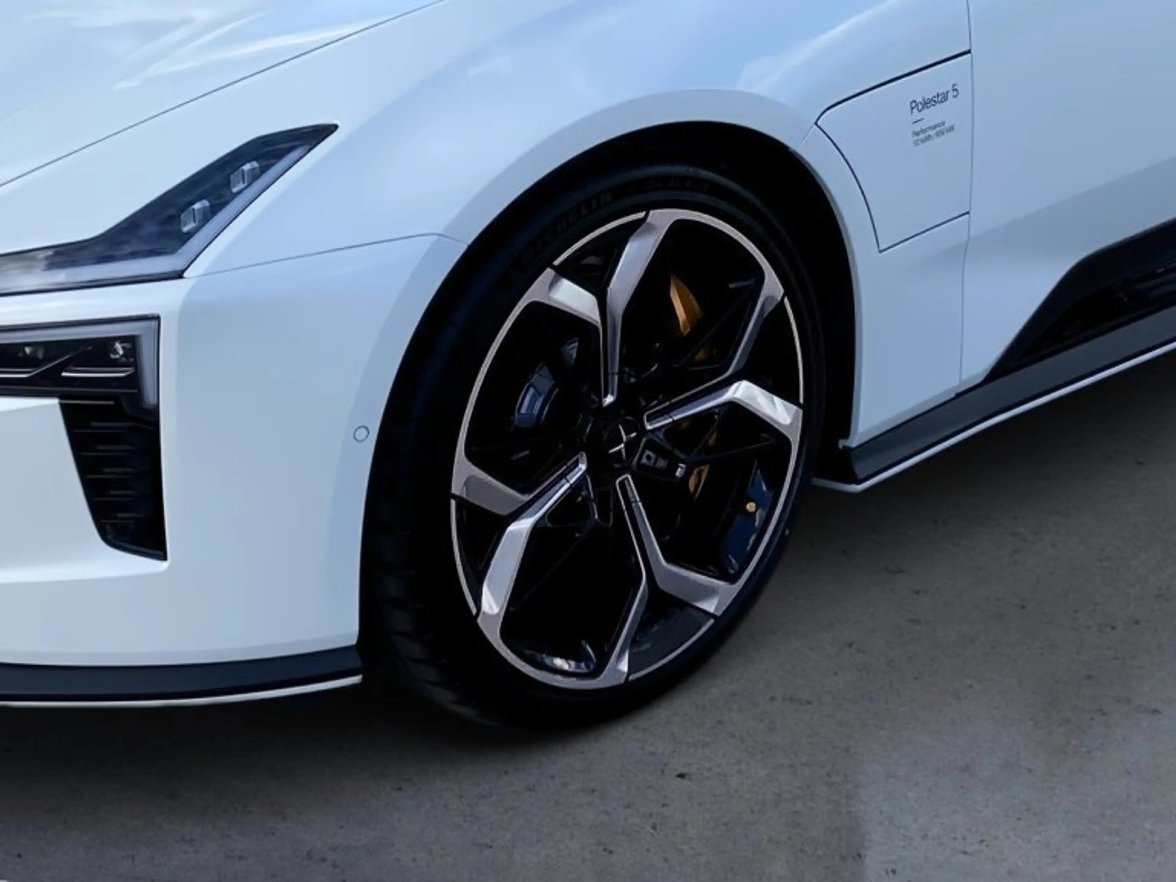 Polestar 5 5 — photo 8