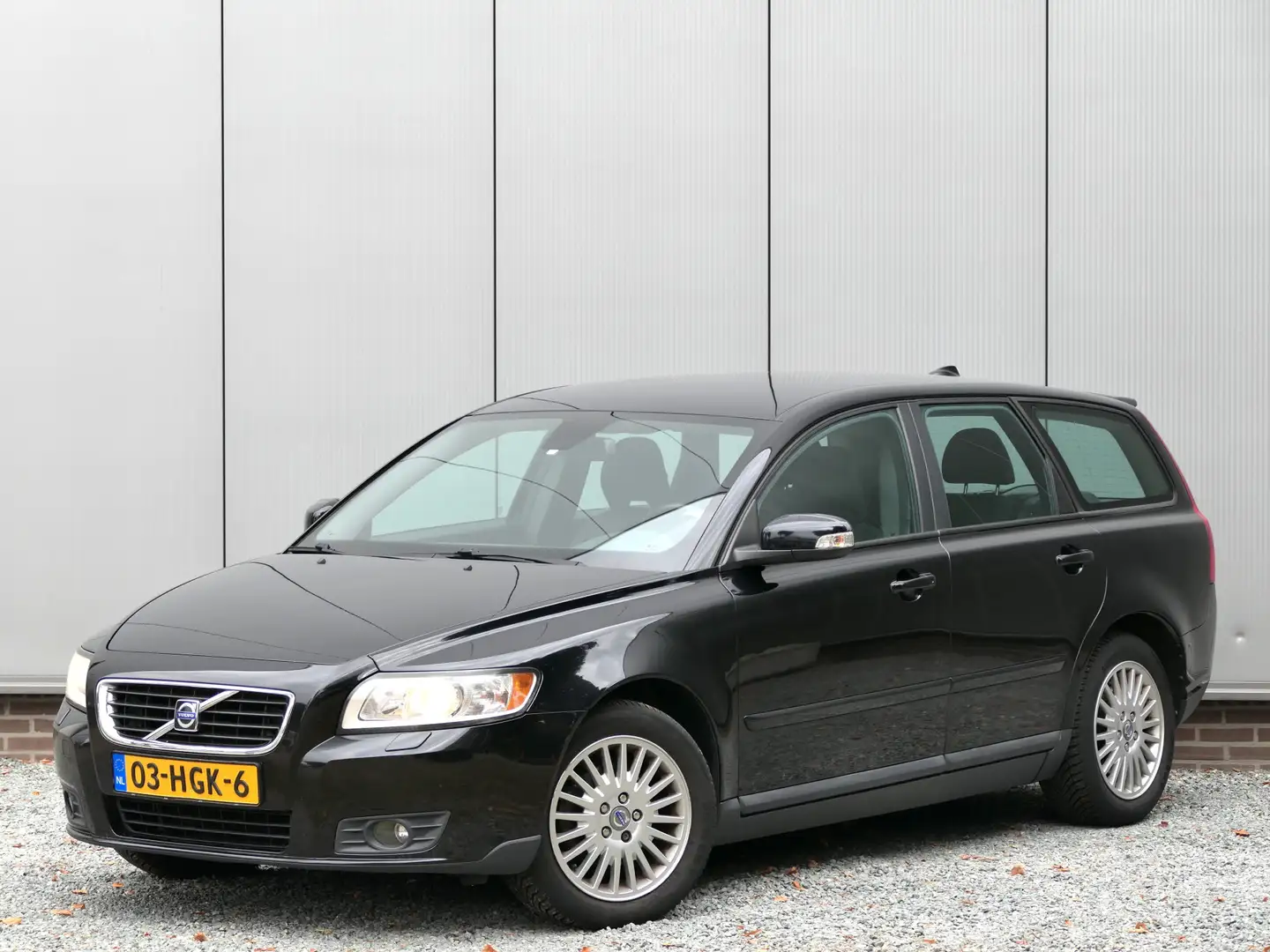 Volvo V50 1.8 Edition I Trekhaak / Cruise control / Regensen Zwart - 1