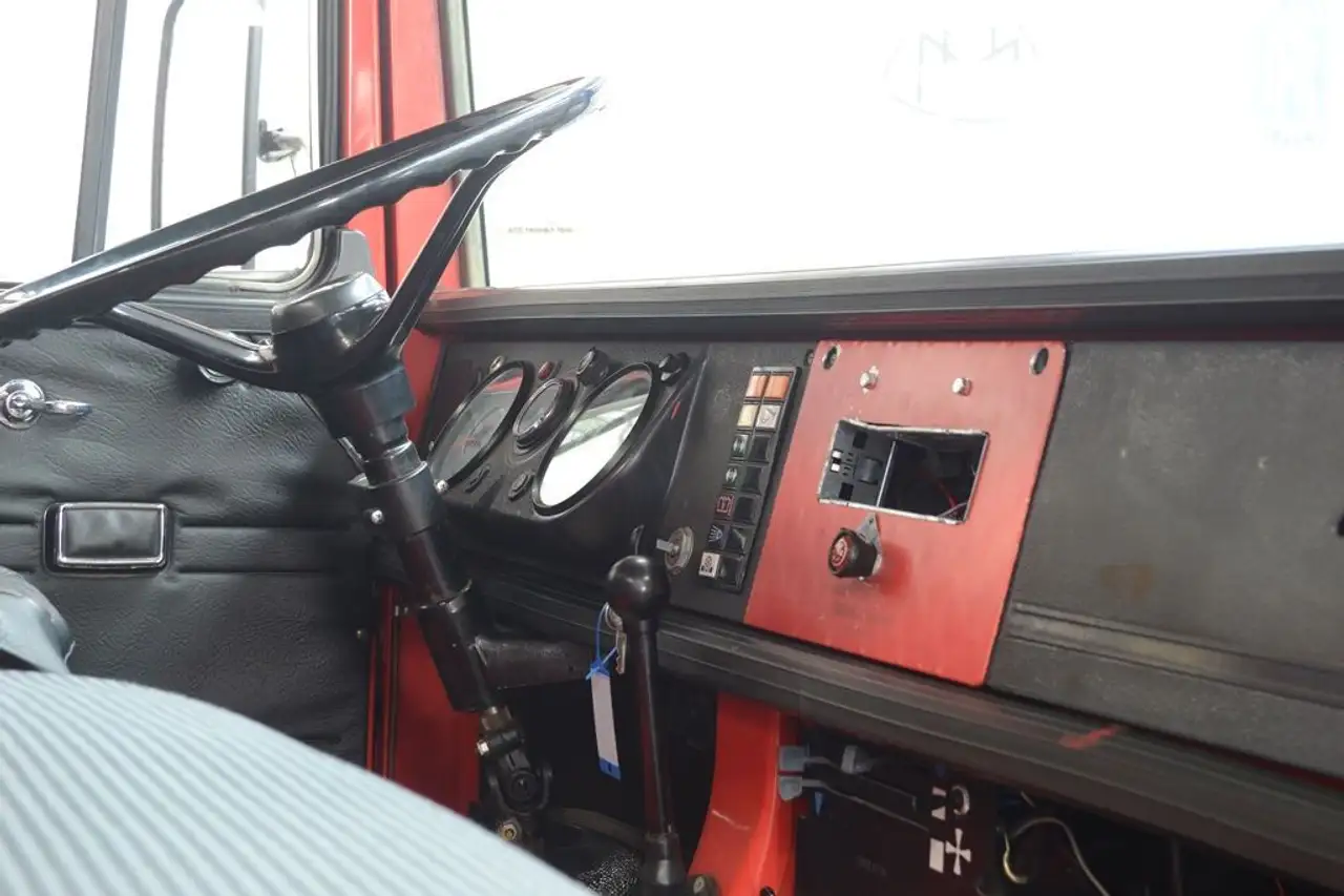 Mercedes-Benz MB 813 TLF 8-SFeuerwehr | Tanklöschfahrzeug |, foto 2