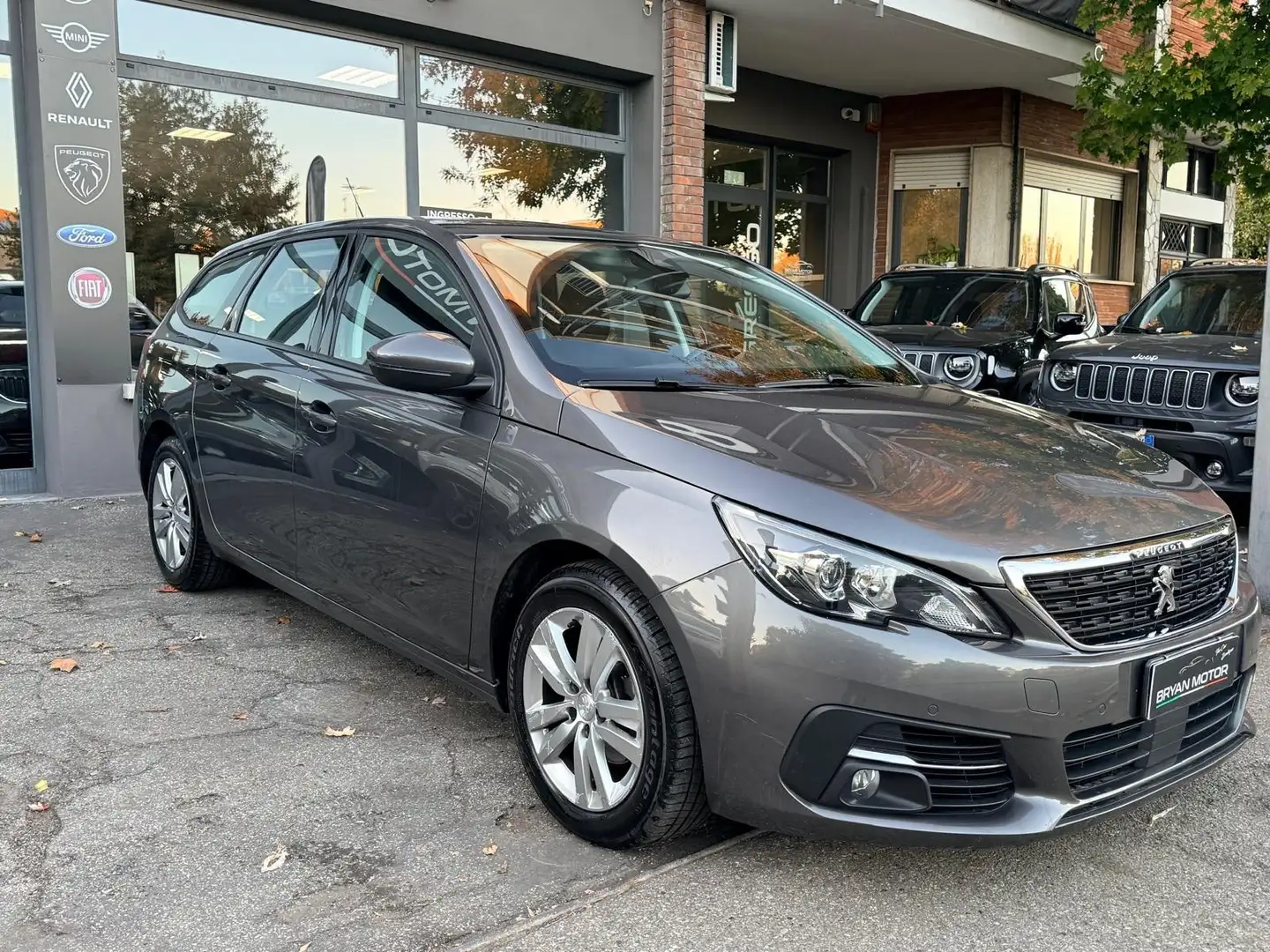 Peugeot 308 308 BlueHDi 130 S&S EAT6 SW Business Gris - 2