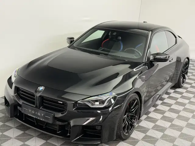 BMW M2 view 2