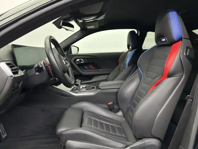 BMW M2 view 8