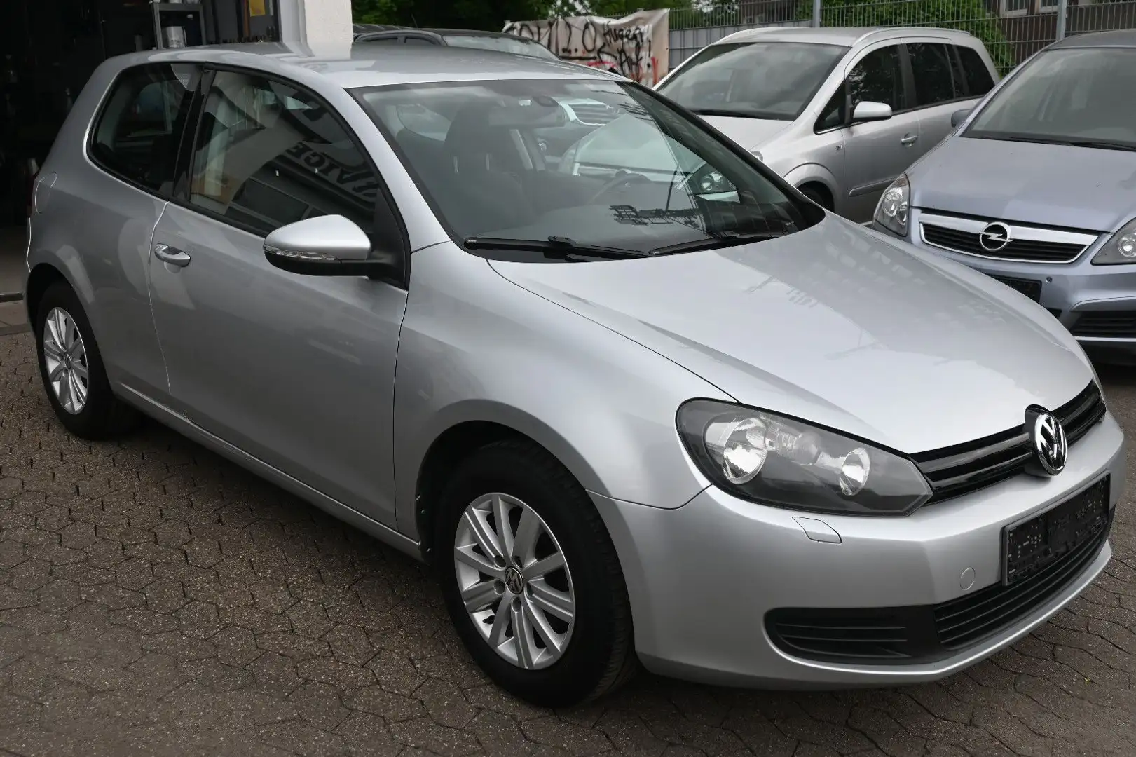 Volkswagen Golf VI Trendline*Klima*Rentnerfahrzeug*8-Fach Silber - 2