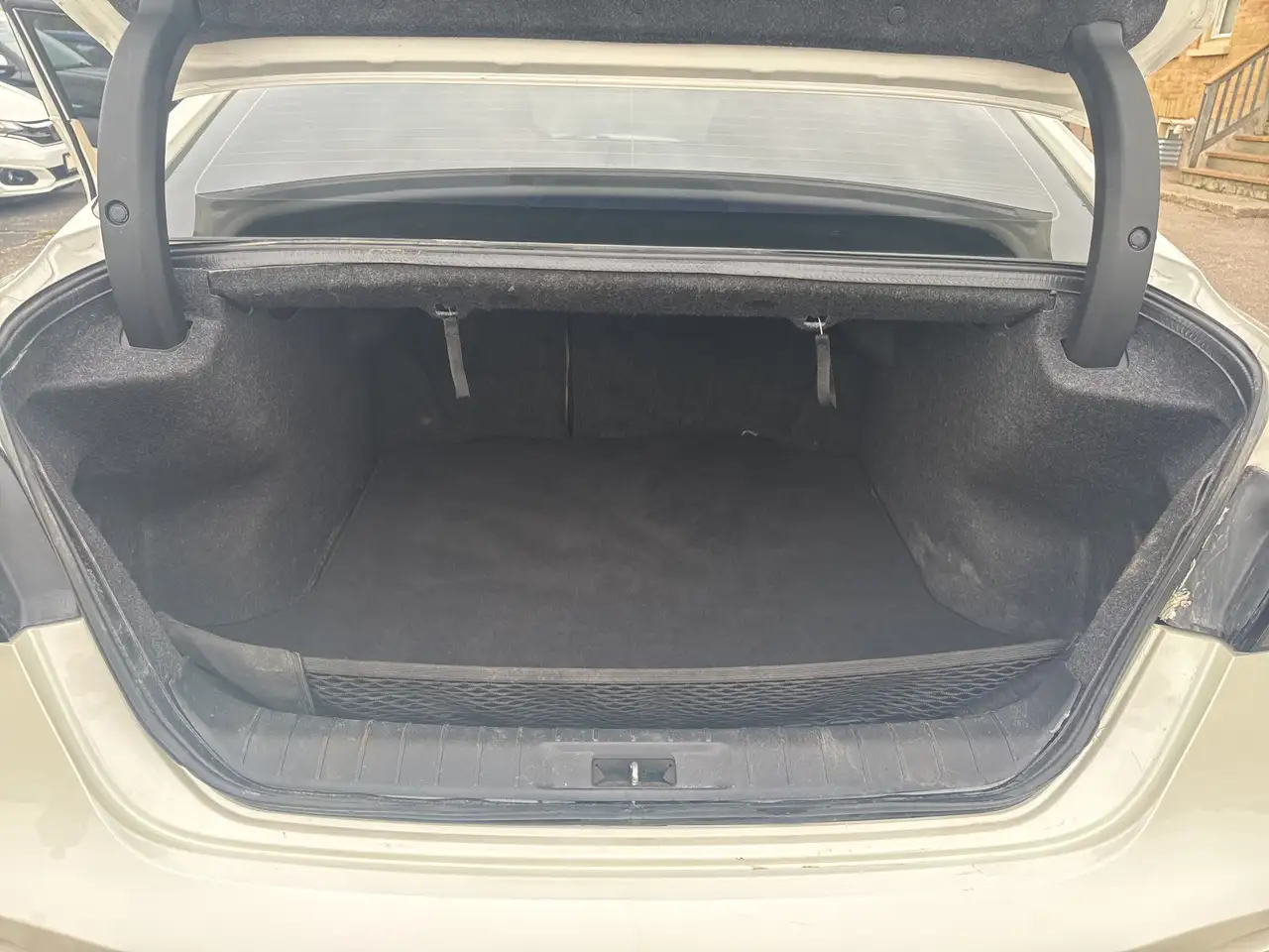 Nissan Maxima снимка Nissan Maxima