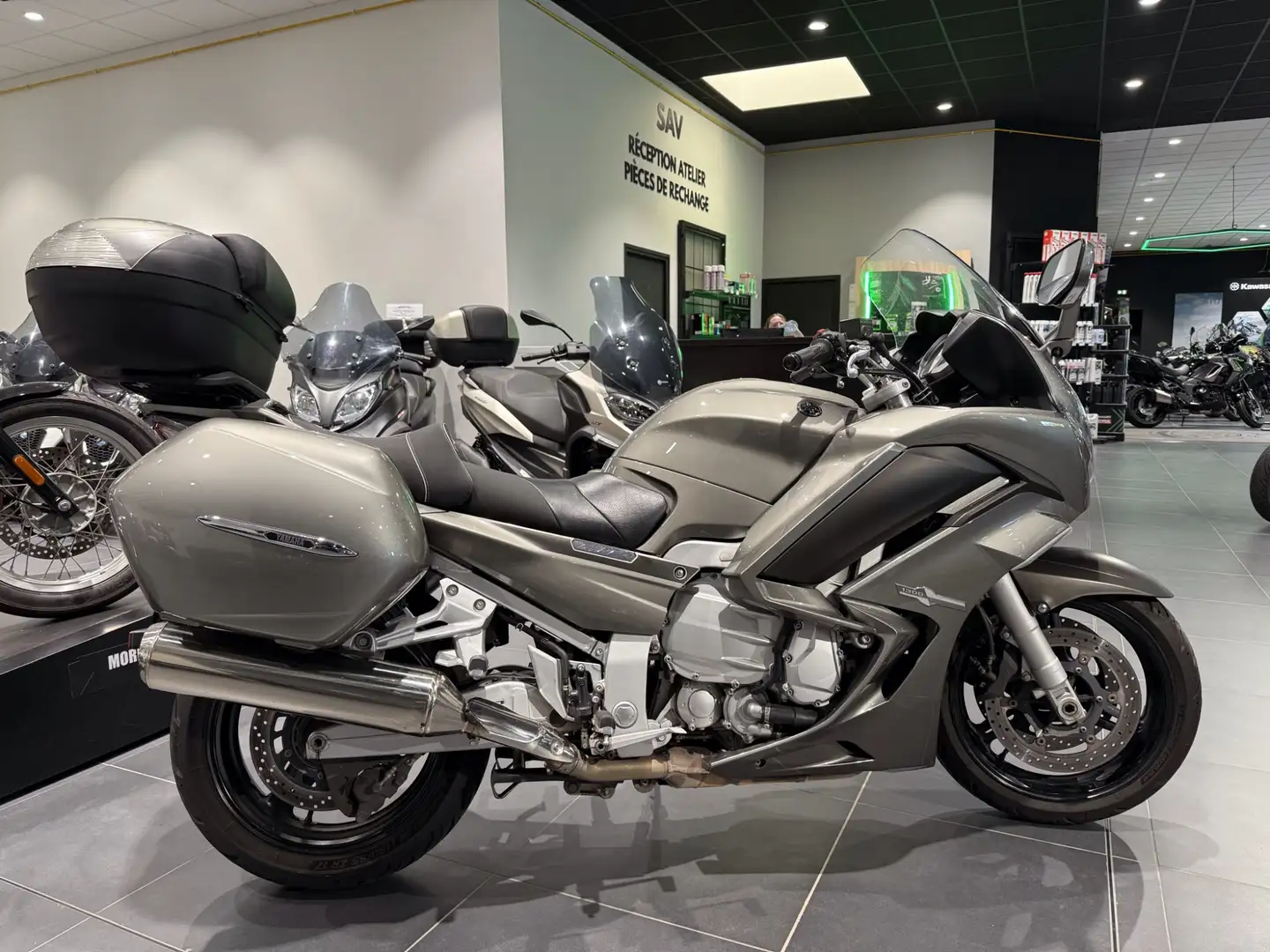 Yamaha FJR 1300 Gris - 2