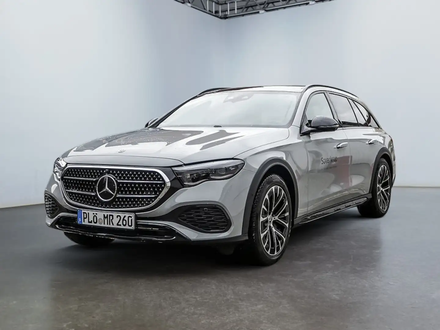 Mercedes-Benz E 450 d T 4M All-Terrain AVANTGARDE BURM NIGHT Grau - 2