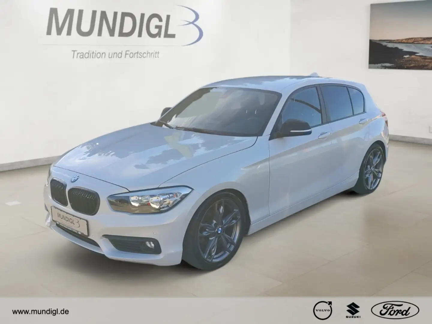 BMW 118 i Advantage Navi LED Apple CarPlay Android Auto Kl Blanc - 1