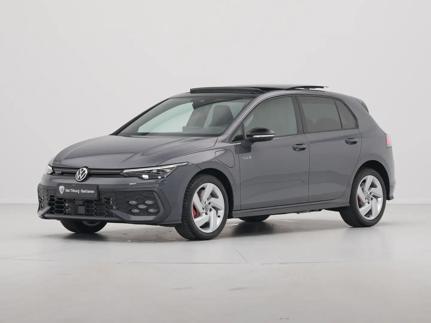 Volkswagen Golf GTE 1.5 eHybrid 272 6DSG Automaat | Panoramisch schuif Grijs - 2