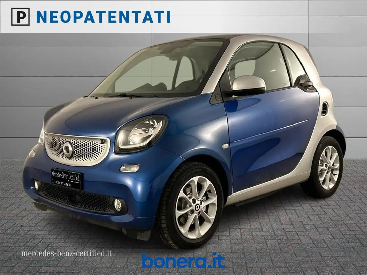 smart forTwo eq Youngster my19 Blau - 1