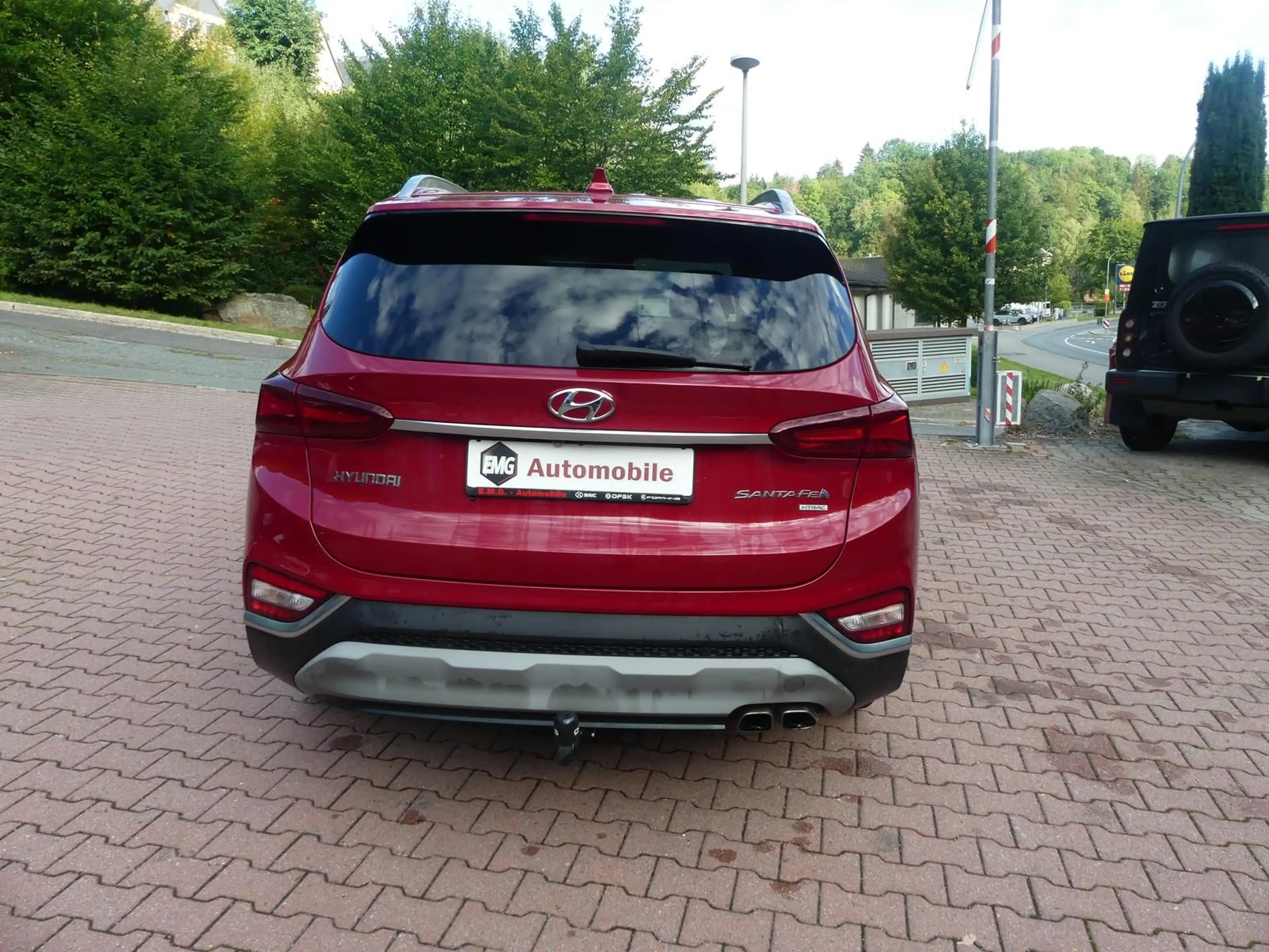 Hyundai SANTA FE Premium 4WD*HUD*Klima*PDC*360°*AHK*SHZ — photo 6