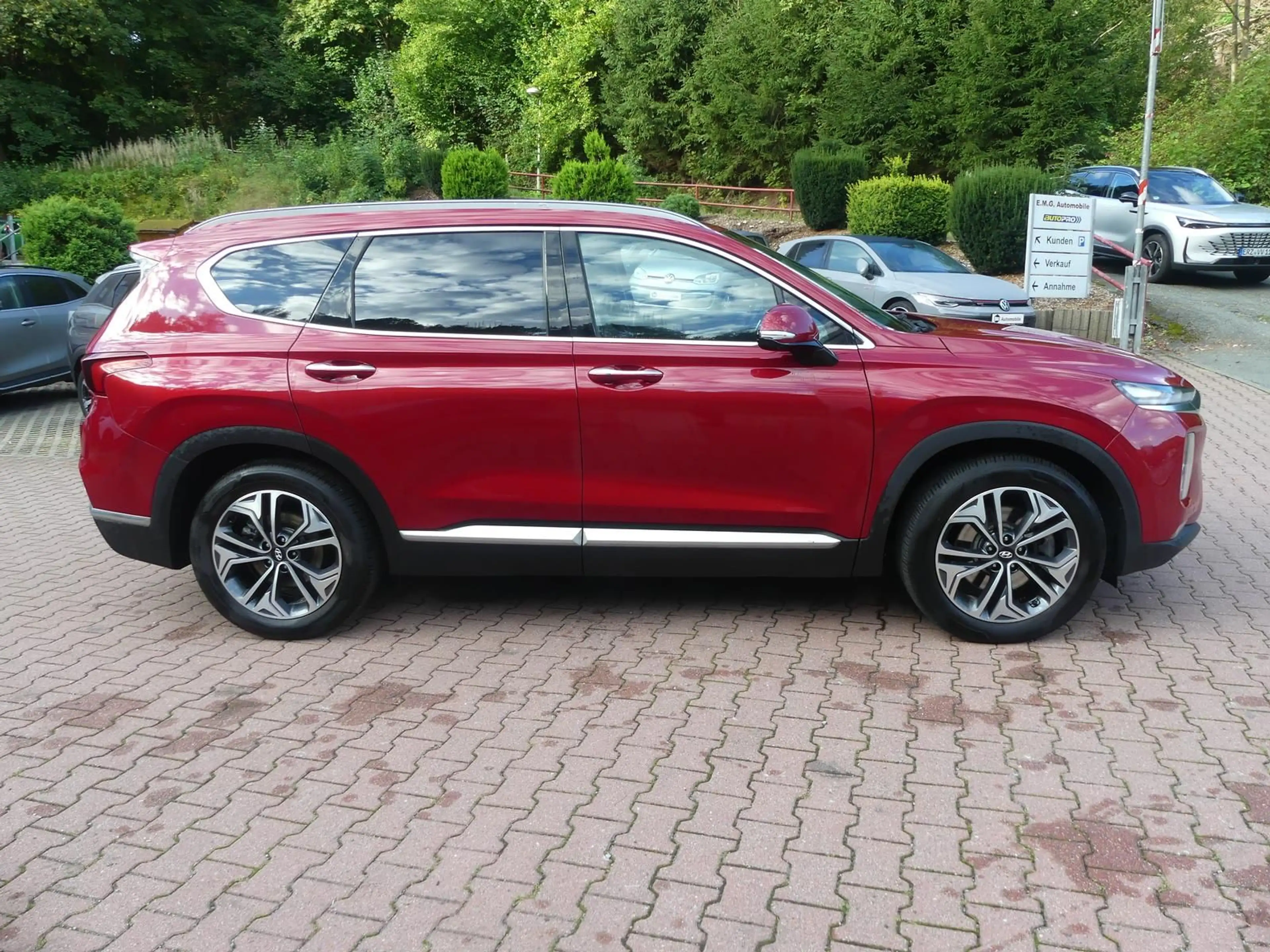 Hyundai SANTA FE Premium 4WD*HUD*Klima*PDC*360°*AHK*SHZ — photo 4