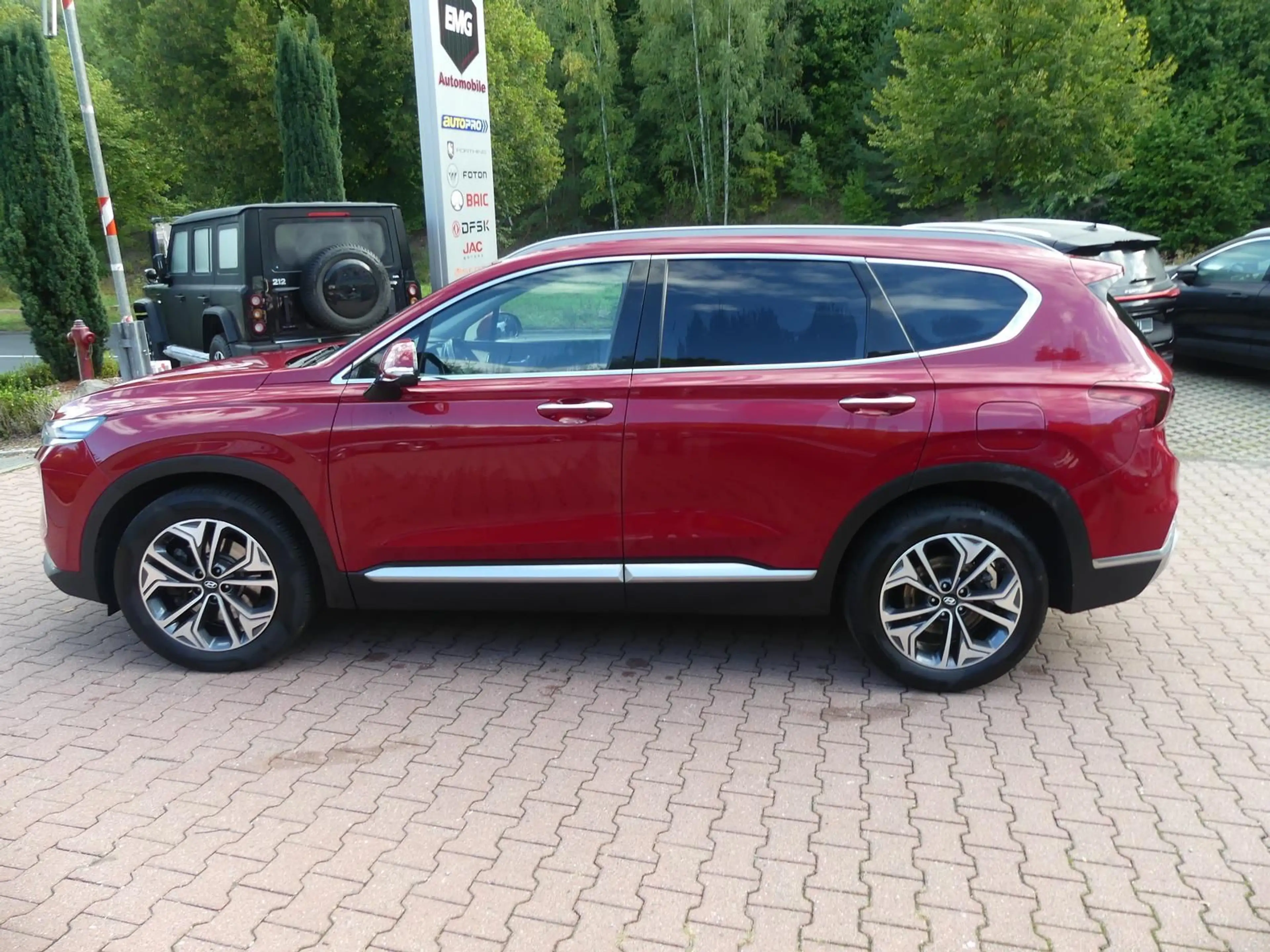 Hyundai SANTA FE Premium 4WD*HUD*Klima*PDC*360°*AHK*SHZ — photo 8