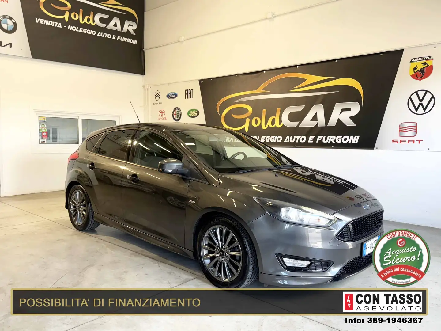 Ford Focus Focus IV 2015 5p 1.5 tdci ST-Line s Gris - 1