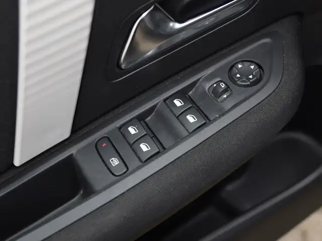 Citroen C4 view 8