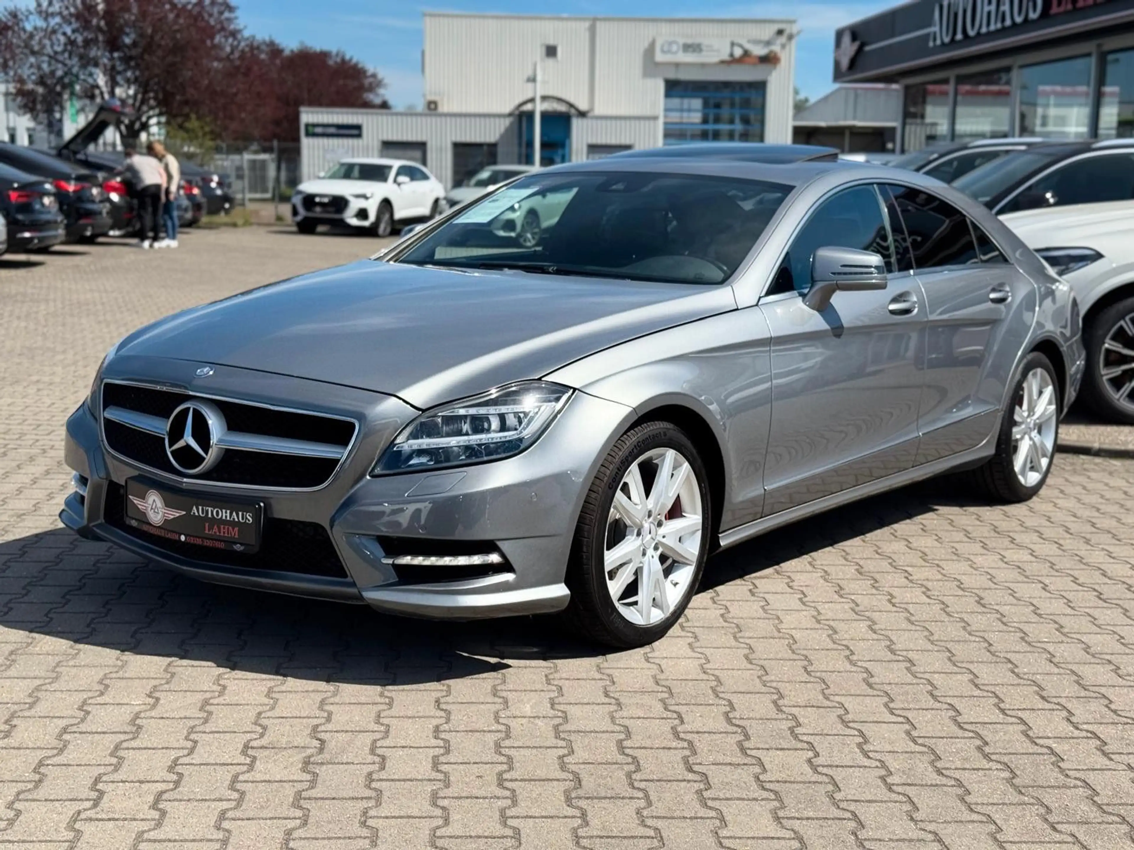 Mercedes-Benz CLS 350 CGI 7G-TRONIC"AMG-LINE"S-DACH*KAMERA*AMBI — photo 2