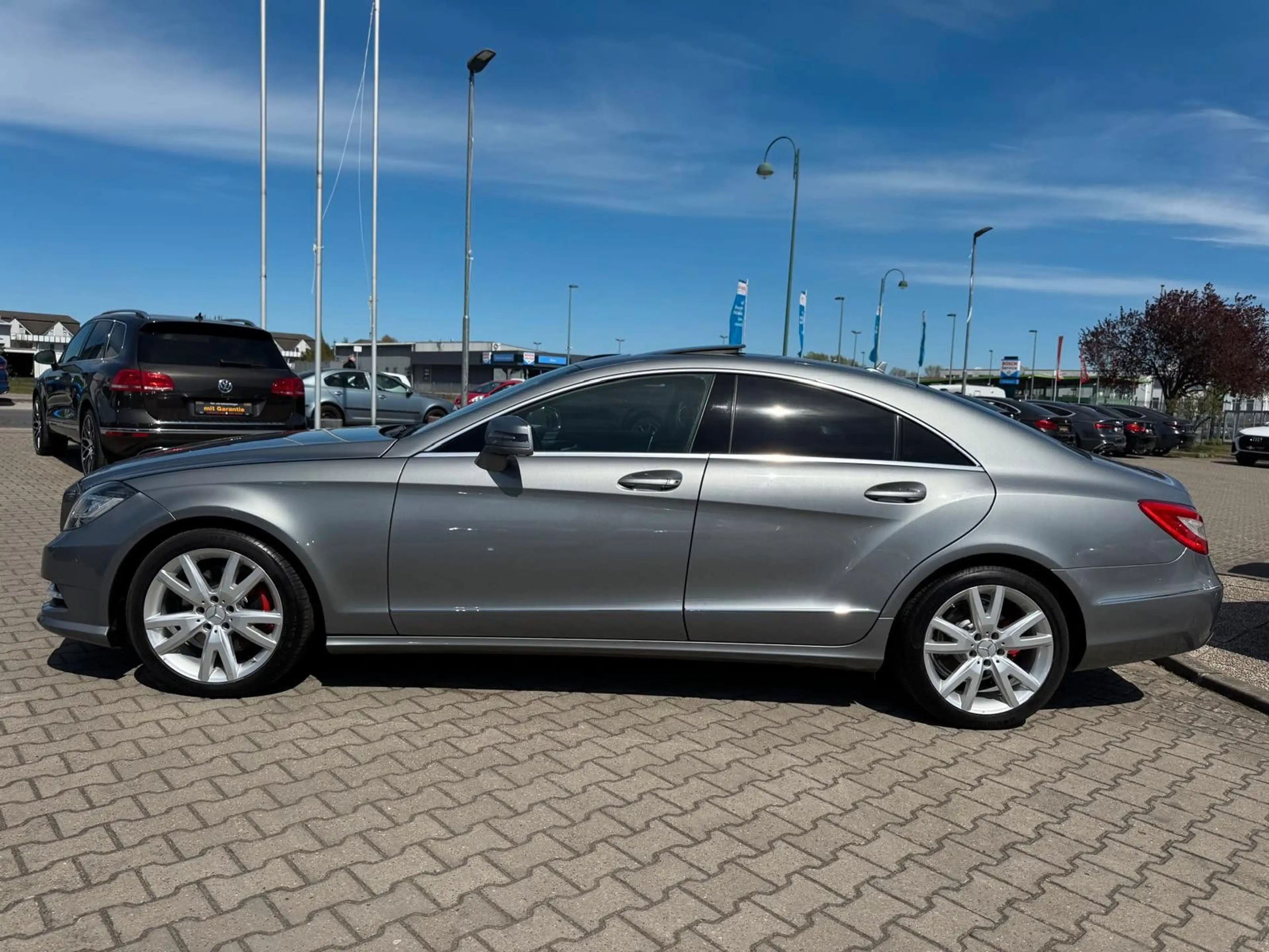 Mercedes-Benz CLS 350 CGI 7G-TRONIC"AMG-LINE"S-DACH*KAMERA*AMBI — photo 10