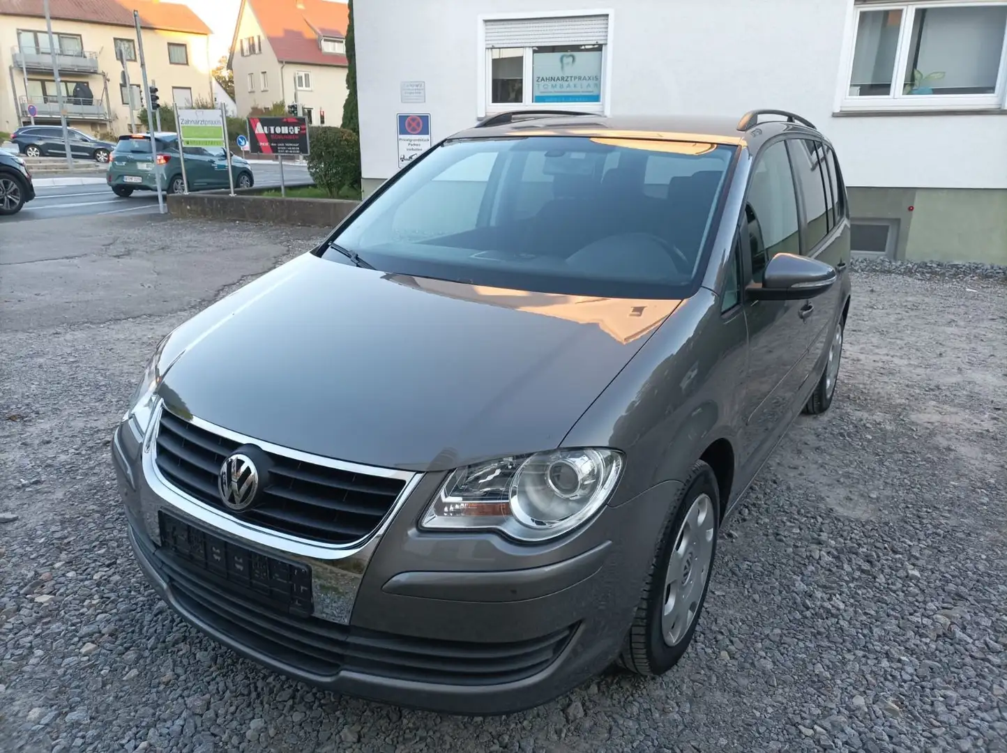 Volkswagen Touran 1.4 Trendline**EURO 5**KLIMA**7-SITZER** Grau - 2