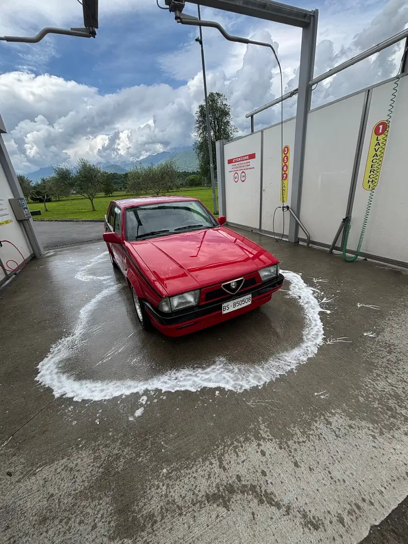 Alfa Romeo 75 75 2.0i ts Rosso - 2
