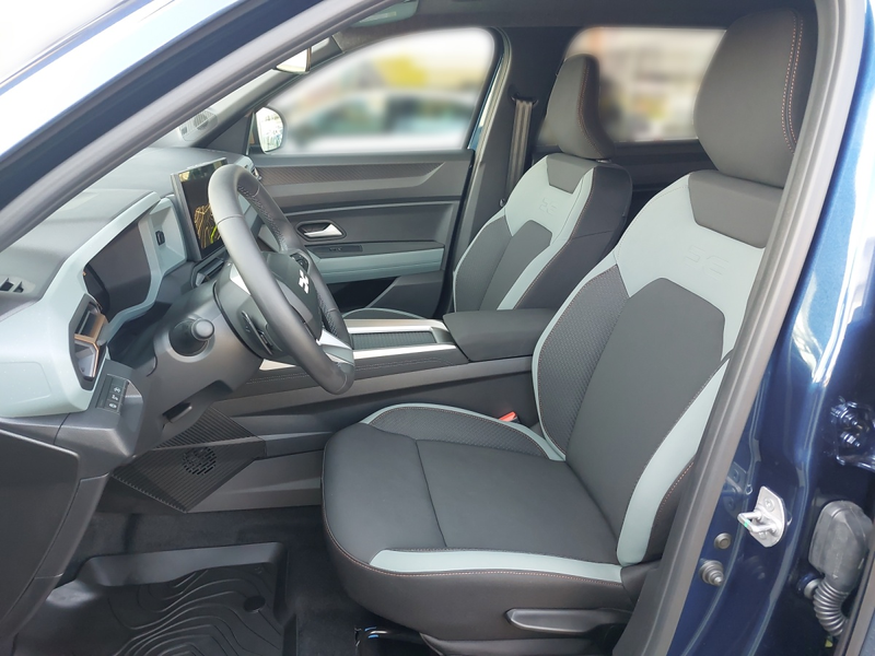Dacia Bigster BIGSTER Extreme Hybrid 150 4x4 Automatik — photo 5
