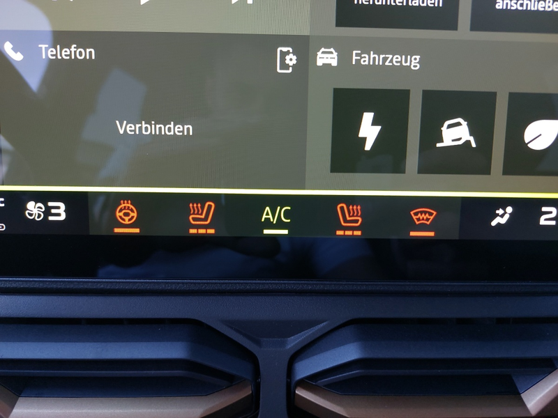 Dacia Bigster BIGSTER Extreme Hybrid 150 4x4 Automatik — photo 16