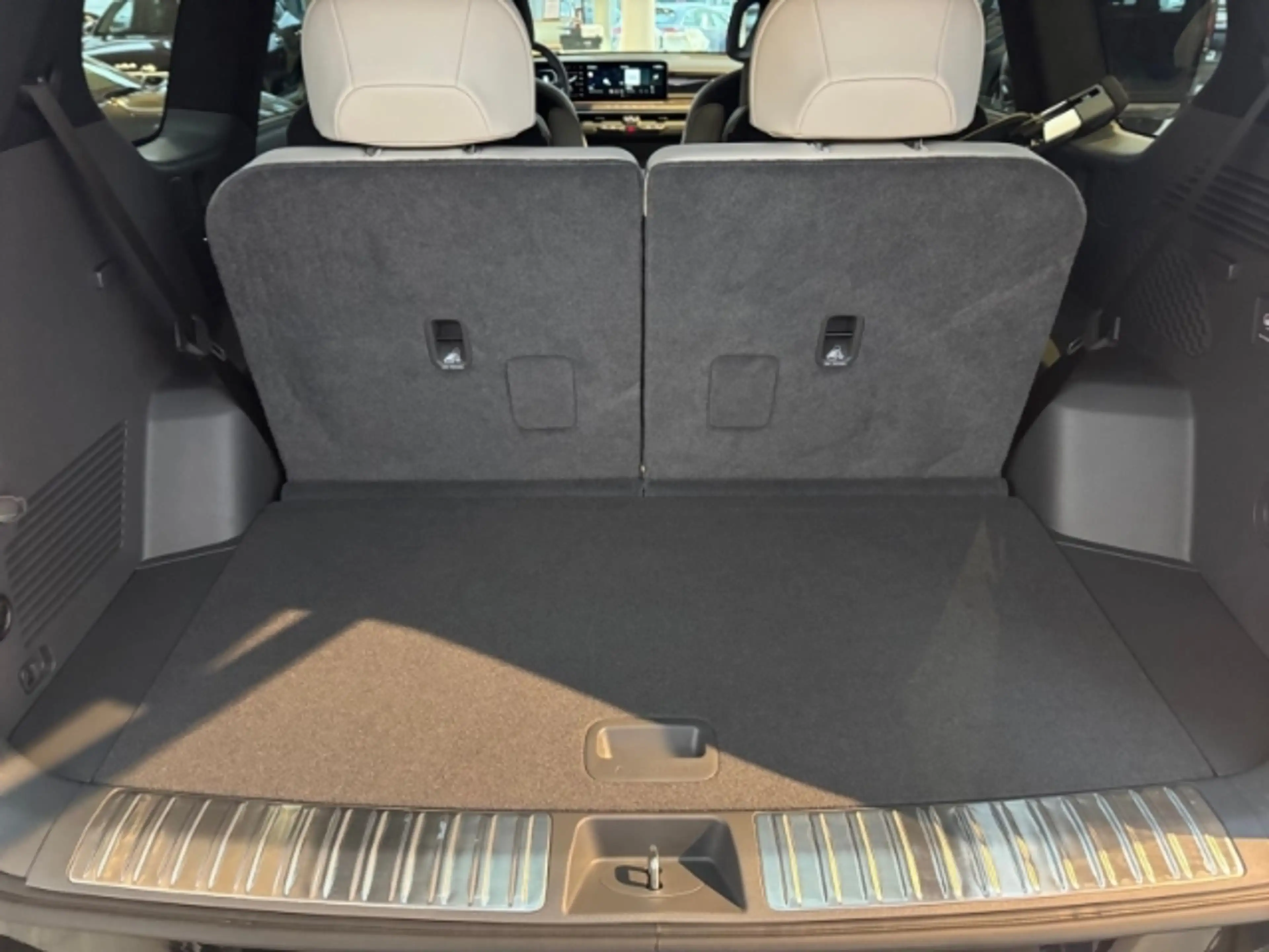 Kia EV9 GT-Line 99,8 kWh Navi,360°Kamera,DAB,Carplay,Klima — photo 11