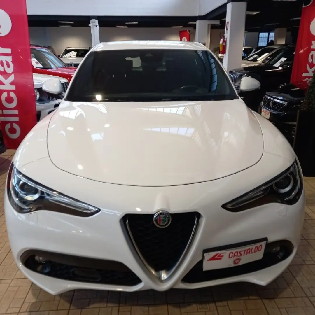 Alfa Romeo Stelvio 2.2 Turbodiesel 190 CV AT8 Q4 Business Bianco - 1