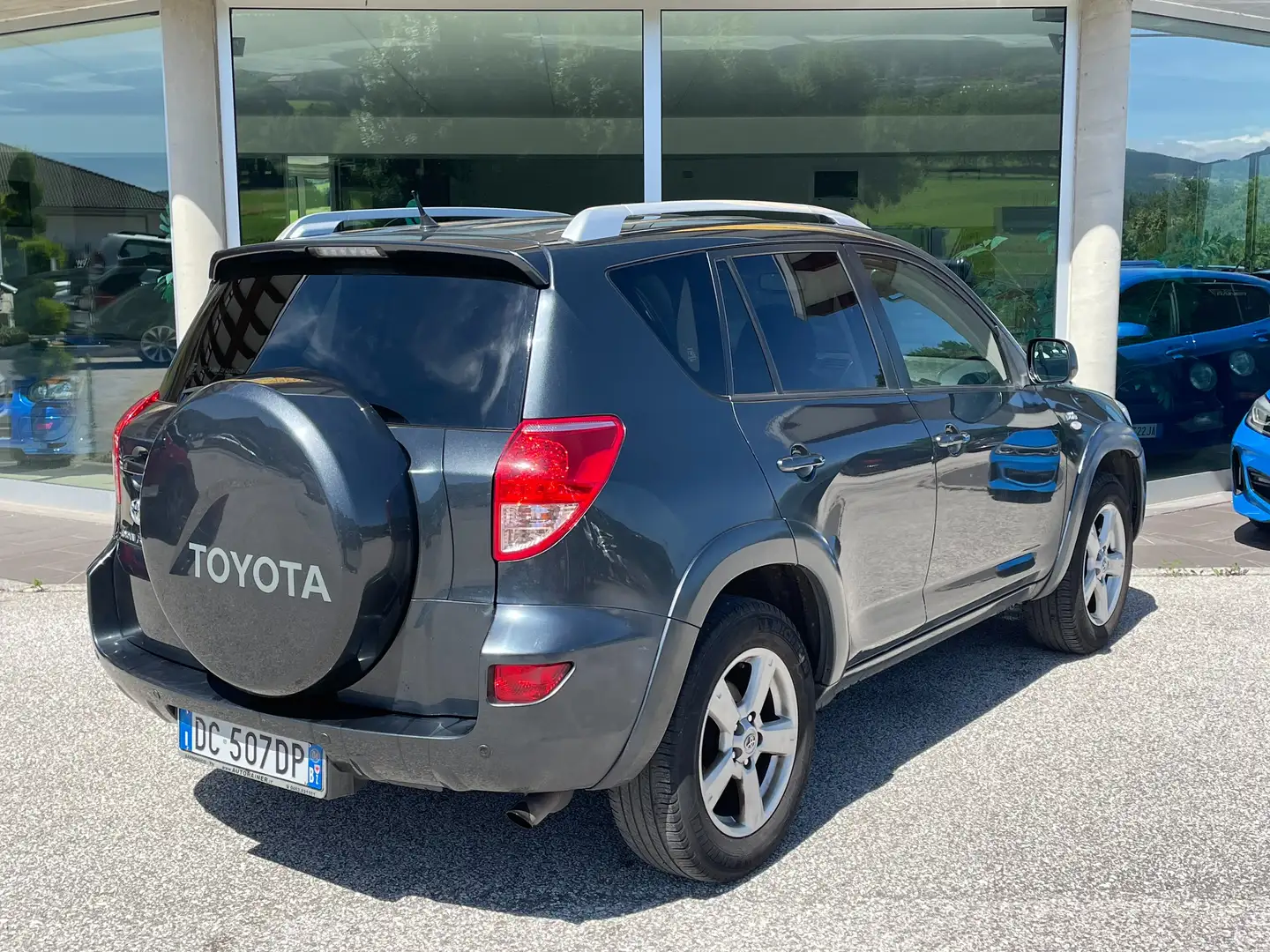 Toyota RAV 4 RAV4 2.2 d-4d Luxury 177cv Grigio - 2