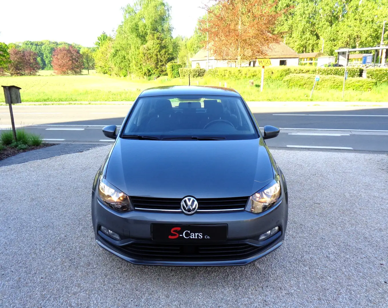 Volkswagen Polo 1.0i Trendline/ Airco / 26000KM!!/ Garantie Grijs - 2