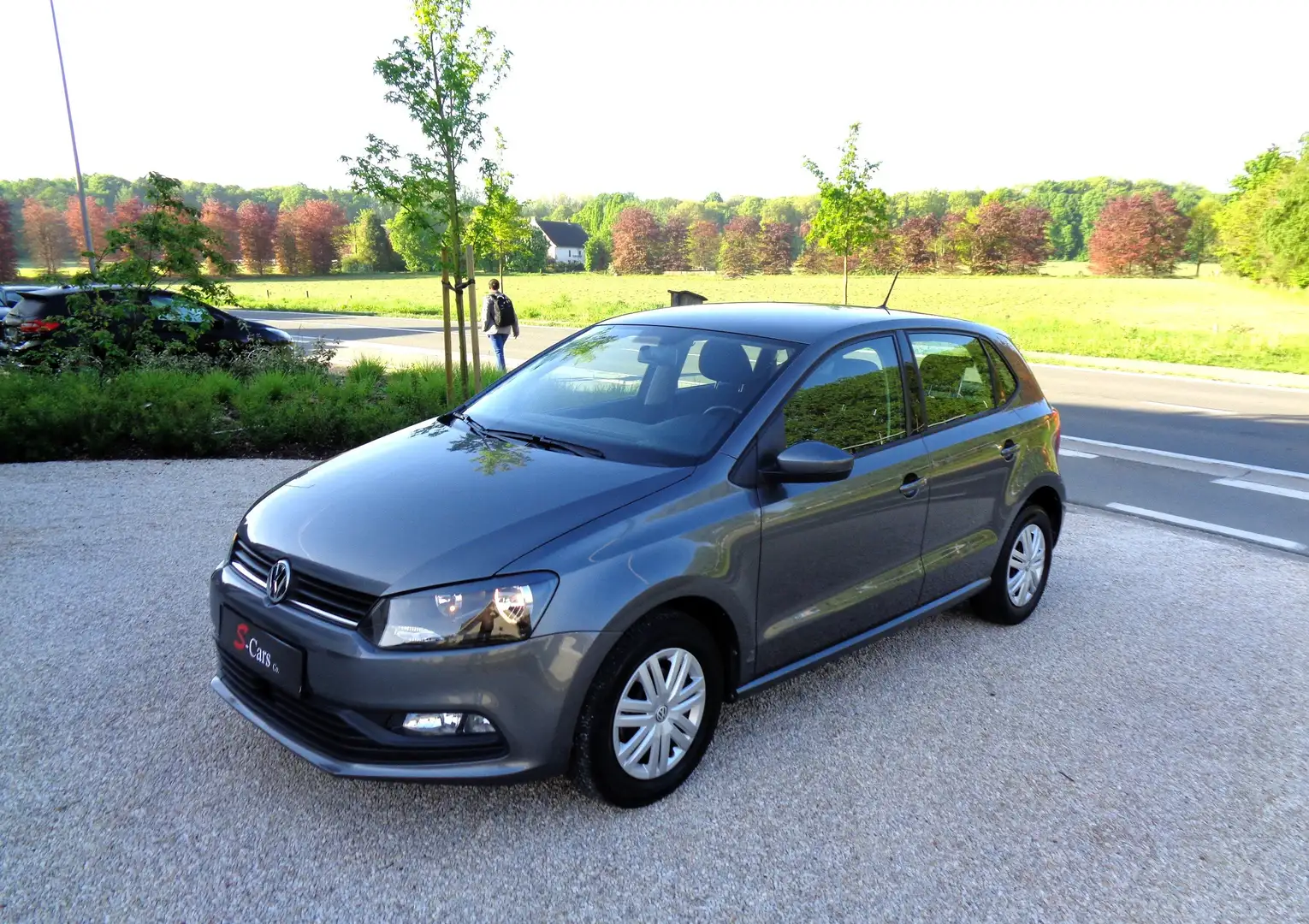 Volkswagen Polo 1.0i Trendline/ Airco / 26000KM!!/ Garantie Grijs - 1