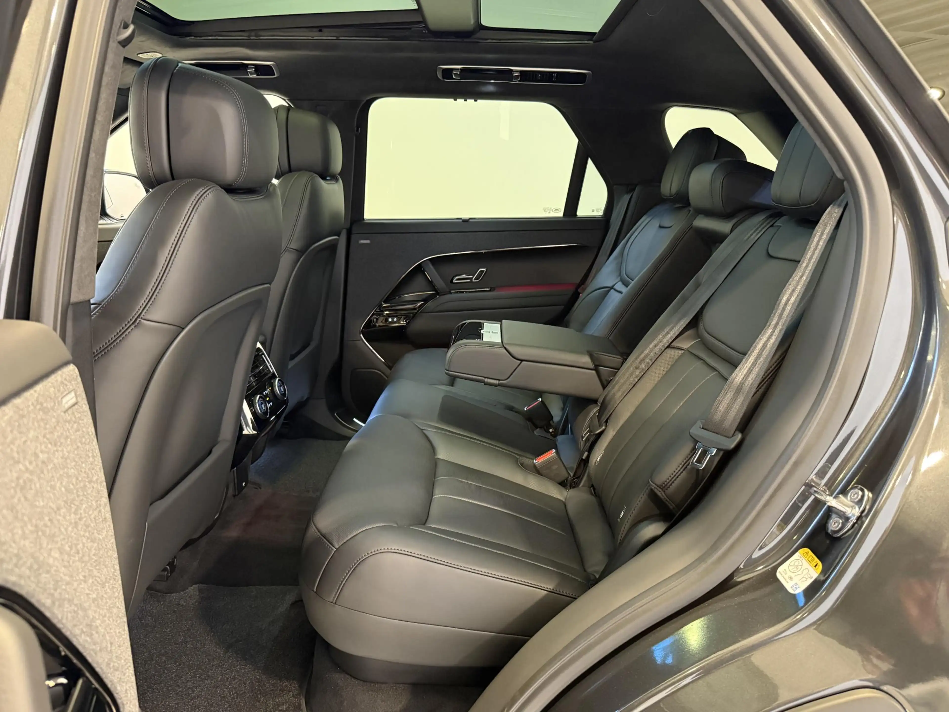 Land Rover Range Rover Sport 3.0 P550e Autobiography Edition PHEV Full option! — photo 18
